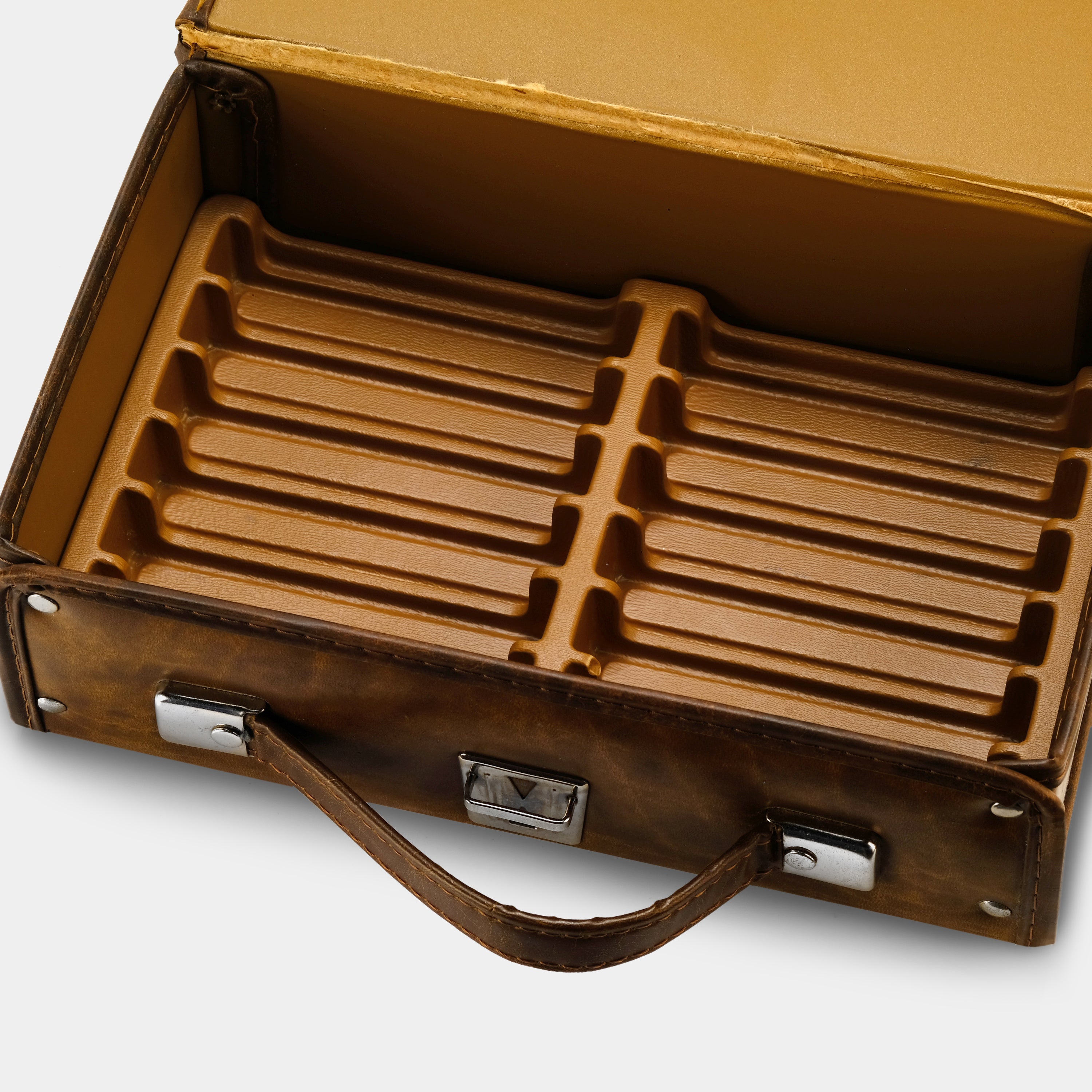 Vintage Brown Leather Cassette Tape Storage Case - Organize & Protect Your Music Collection - Perfect for Music Lovers, DJs & Retro Enthusiasts