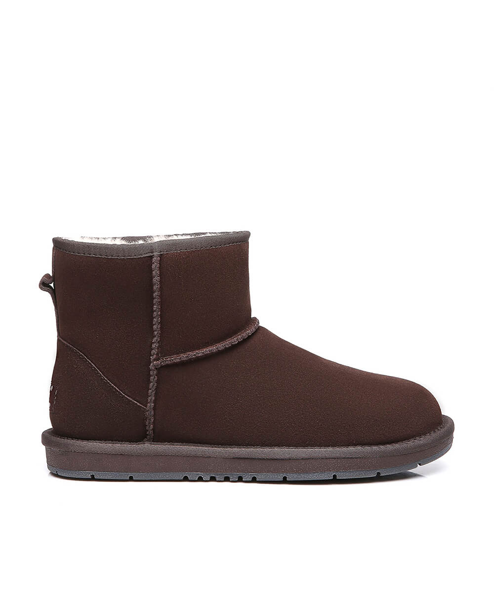 Men's UGG Classic Mini Gen II Boots - Genuine Sheepskin Winter Boots for Men | Warm & Comfortable Snow Boots for Casual Wear, Outdoor Activities & Cold Weather