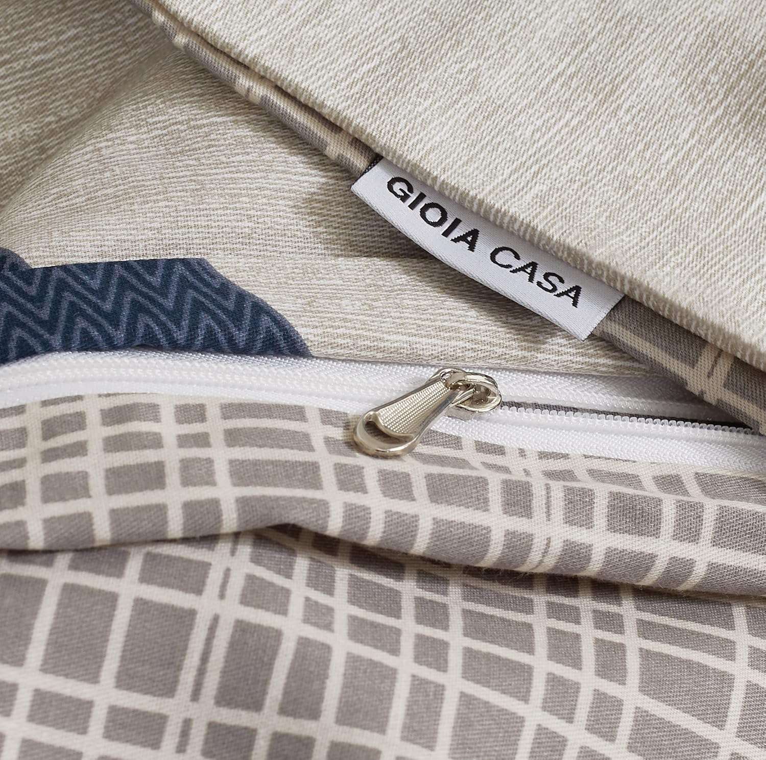 100% Cotton Oliver Reversible Printed Quilt Cover Set - Queen Size Bedding, Soft & Breathable Duvet Cover - Perfect for Master Bedroom, Guest Room & Dorm Decor