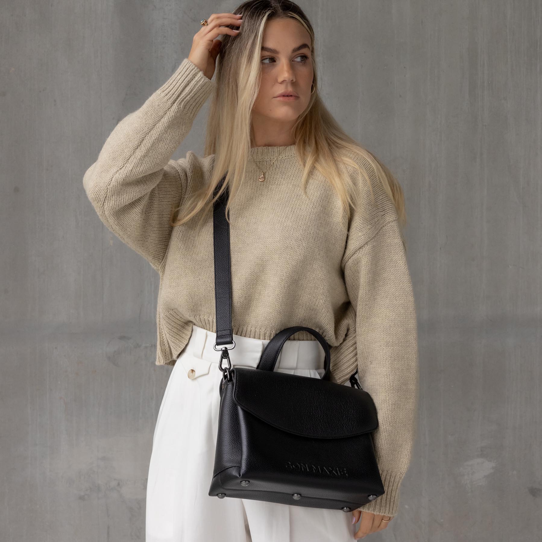 Tryhard Leather Crossbody Bag for Women - Stylish & Durable Black Leather Purse - Perfect for Travel, Work & Everyday Use