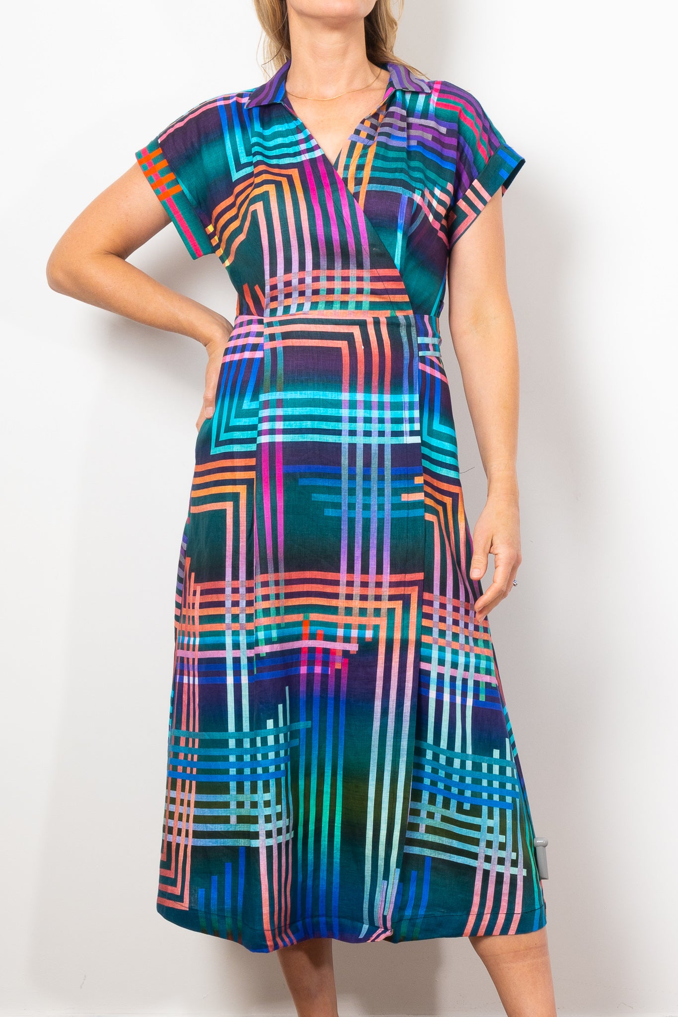 ELK Minnen Wrap Dress for Women - Navy Blue Lightweight Flowy Maxi Dress for Summer, Beach, and Casual Wear