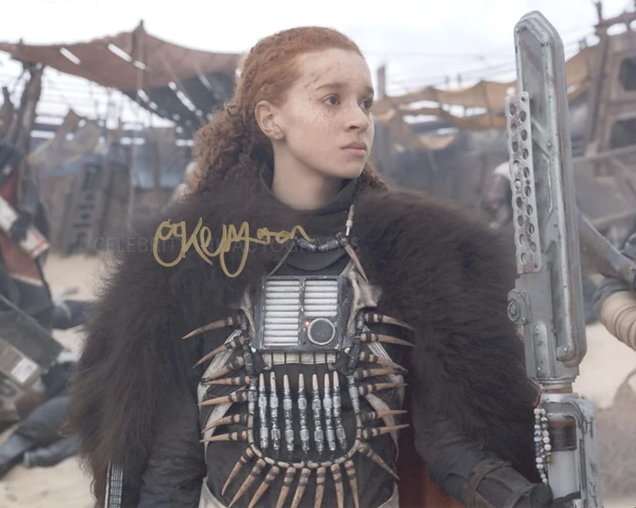 ERIN KELLYMAN as Enfys Nest - Solo: A Star Wars Story 8x10 Genuine Autographed Photo - Collectible Star Wars Memorabilia for Fans & Display