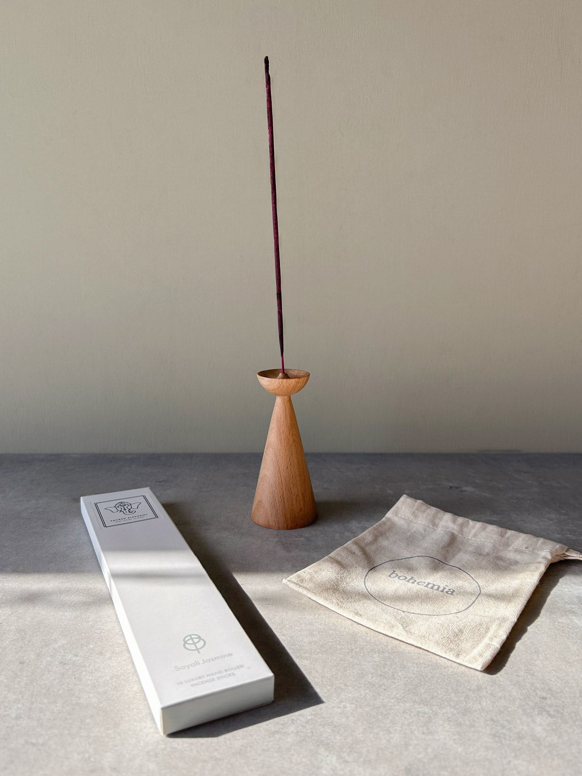 Premium Scottish Beech Wood Incense Holder for Cones - Handcrafted Aromatherapy & Meditation Accessory - Perfect for Home, Yoga Studio, and Spiritual Relaxation Spaces