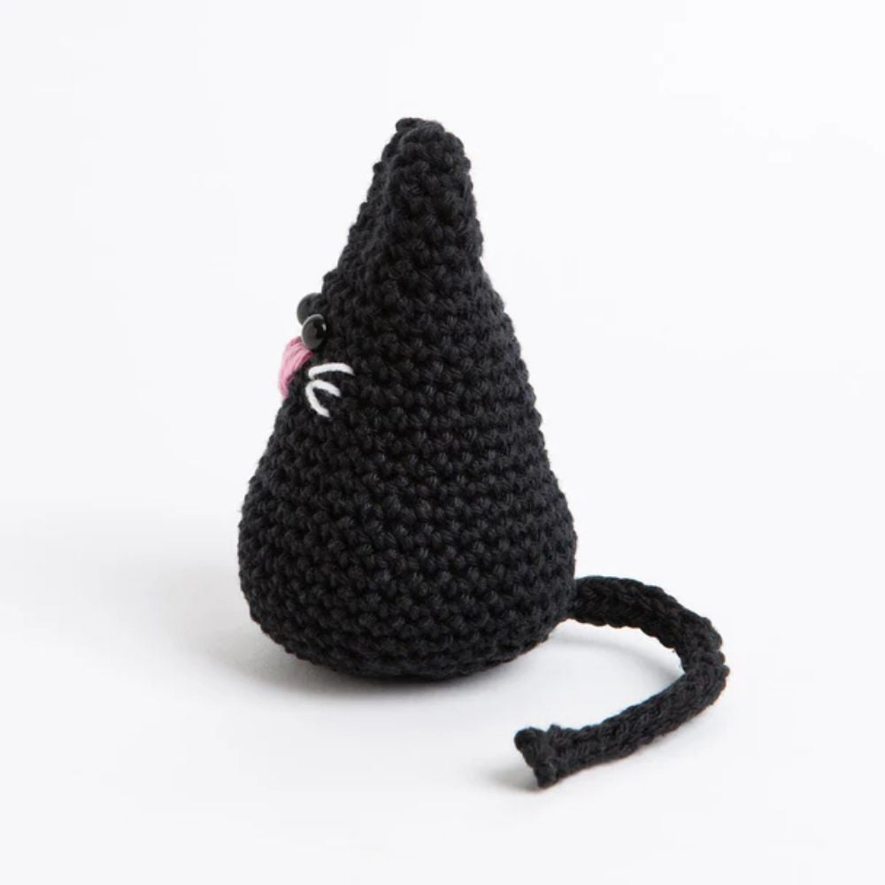 Wool Couture My Pocket Cat Crochet Kit - DIY Amigurumi Crochet Pattern for Beginners, Perfect for Handmade Gifts & Home Decor (Crafting, Relaxation, Gift Ideas)