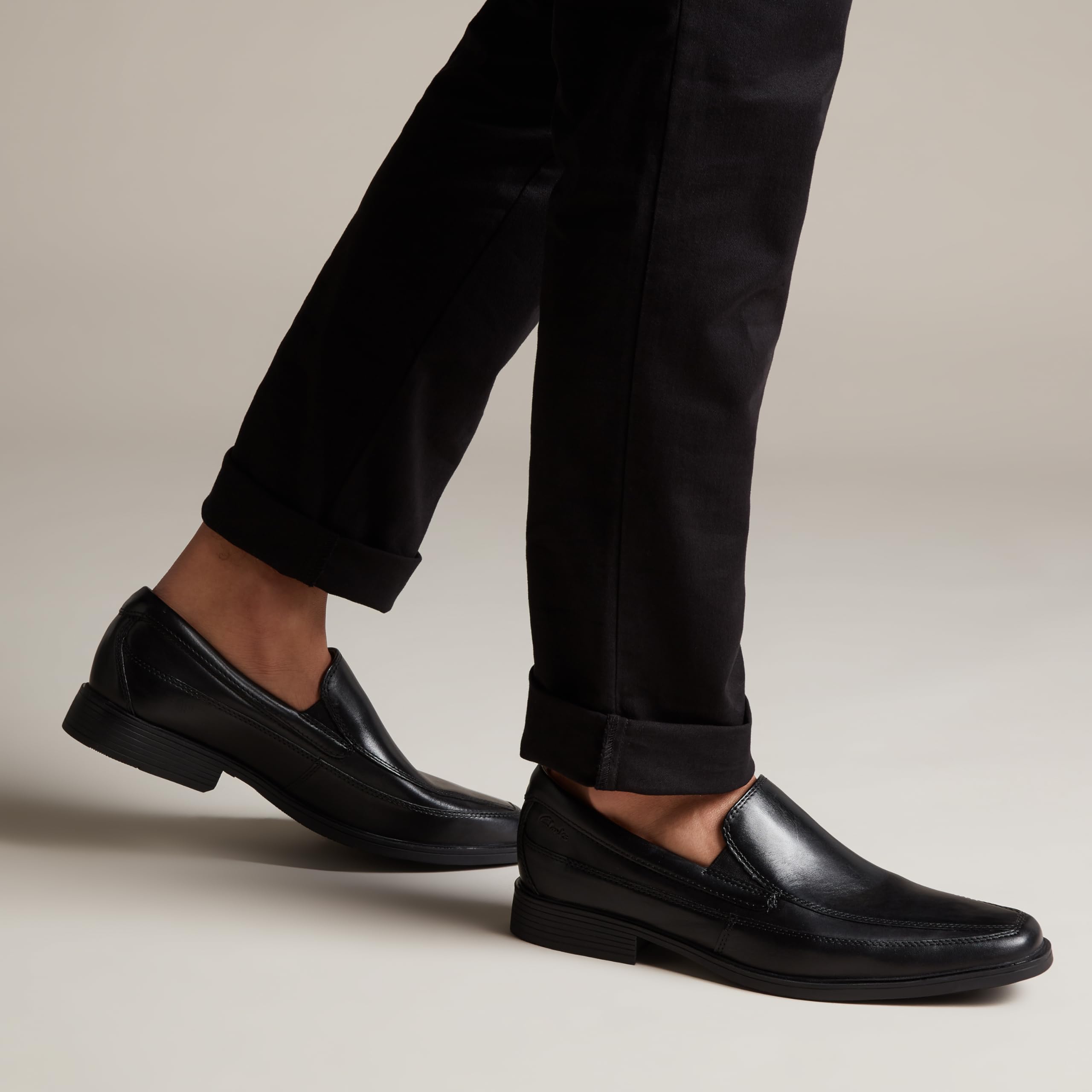Clarks Men's Loafers - Comfortable Slip-On Dress Shoes for Business & Casual Wear | Premium Leather Driving Moccasins for Office, Travel & Everyday Use