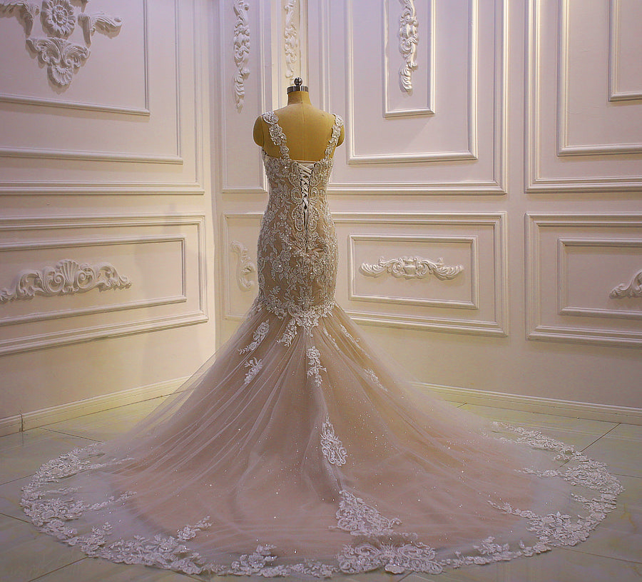 Elegant AM772 Cap Sleeve Lace Applique Mermaid Wedding Dress for Brides - Perfect for Beach, Church, and Formal Ceremonies