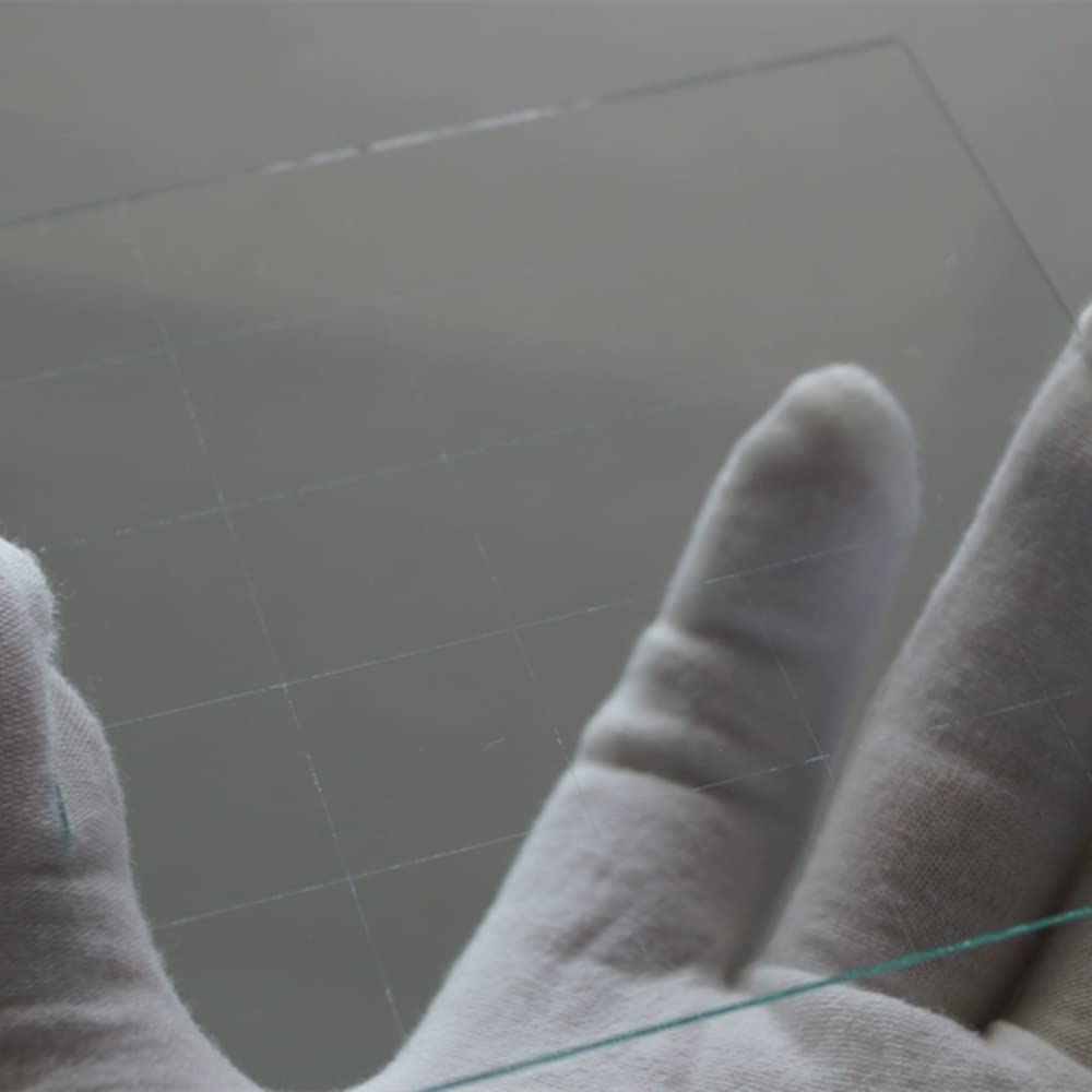 Premium Laboratory Glass Substrate - Soda Lime Silica Glass 1.1mm Thick - 10x10mm to 50x50mm Size Options (800pcs 10x10mm) - Ideal for Microscope Slides, Lab Experiments & Scientific Research