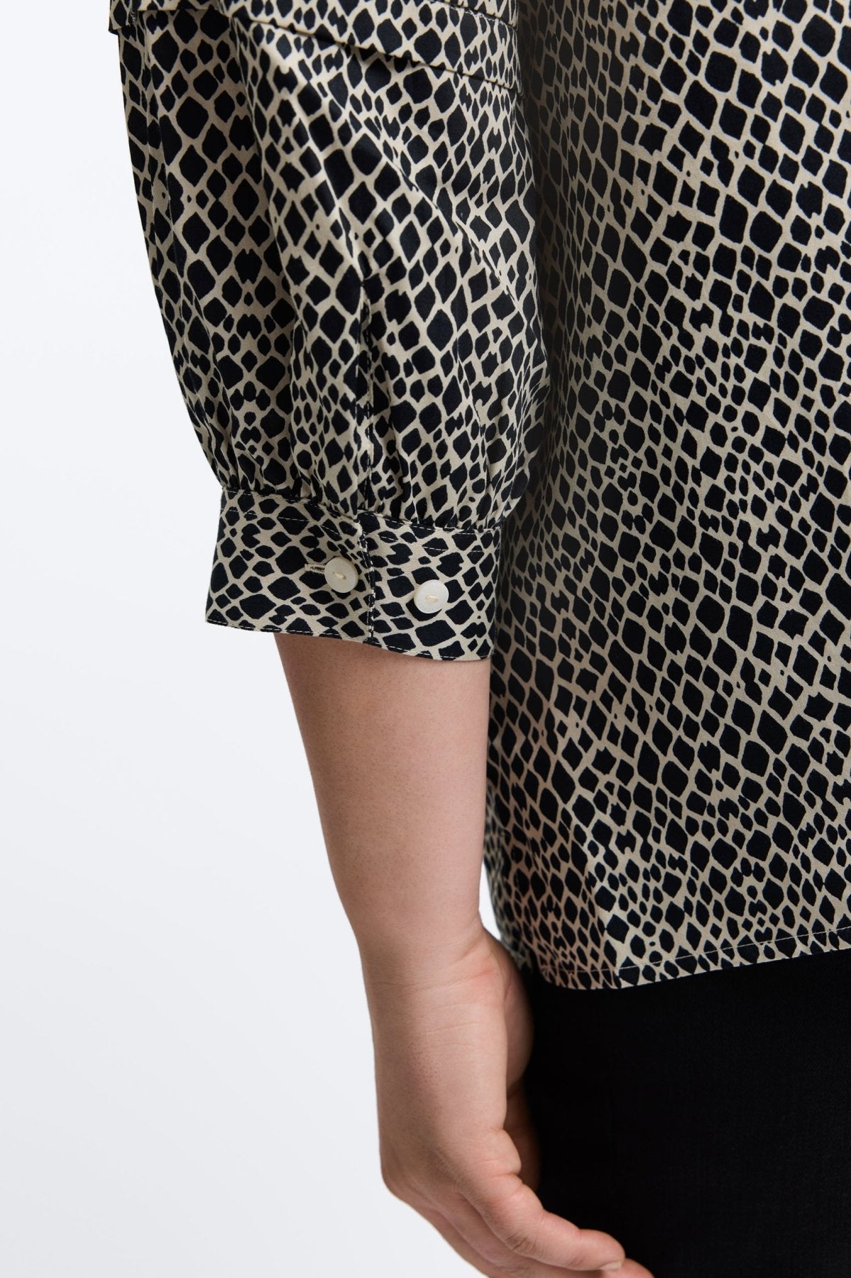 Frankie Plus Abstract Snakeskin 3/4 Sleeve Popover Shirt for Women | Stylish Printed Blouse | Perfect for Office Wear, Casual Outings & Date Nights