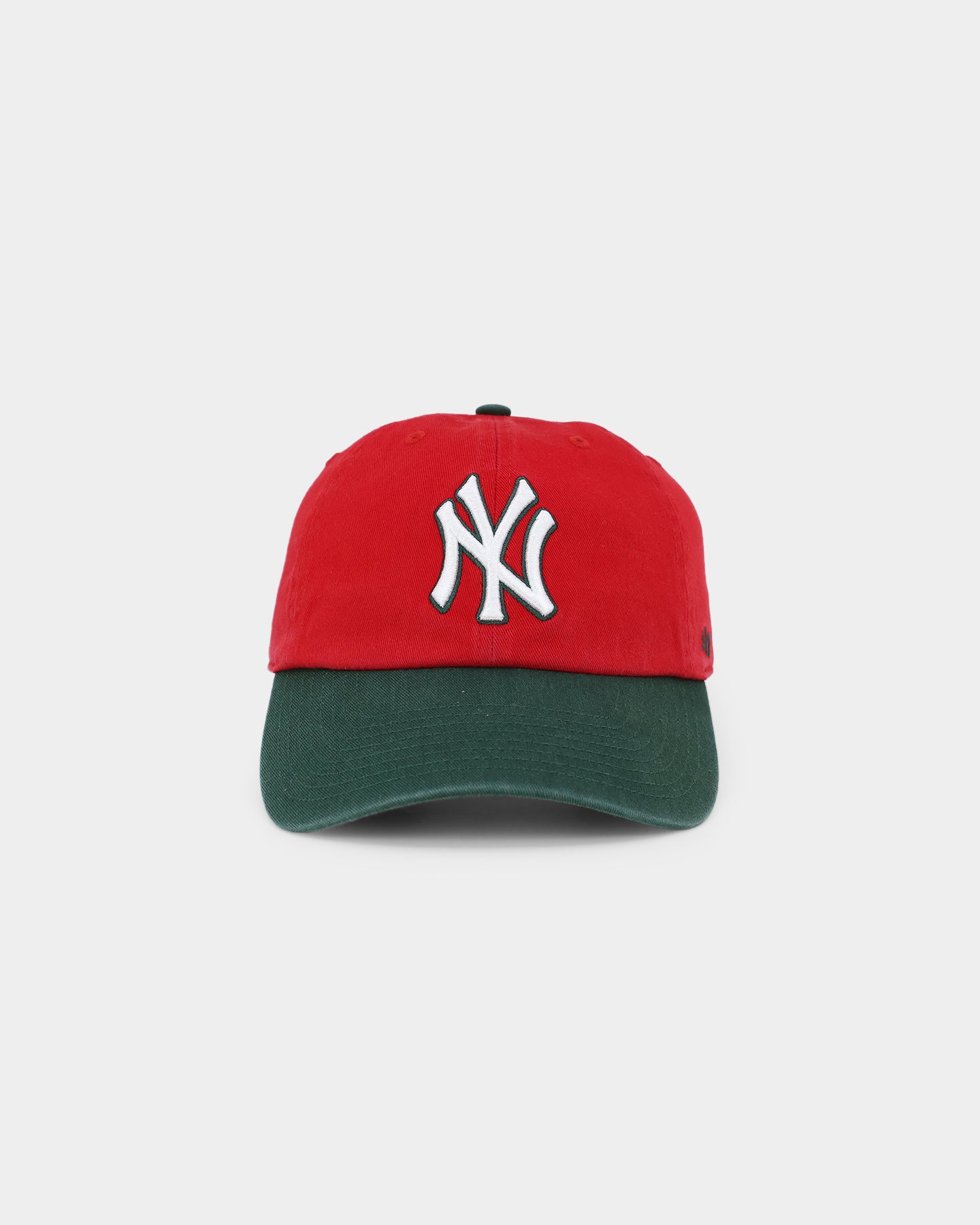 New York Yankees 'Scarlet Pines' Snapback Hat - 47 Brand Adjustable Strapback Cap in Red & Dark Green for Baseball Fans & Streetwear Fashion