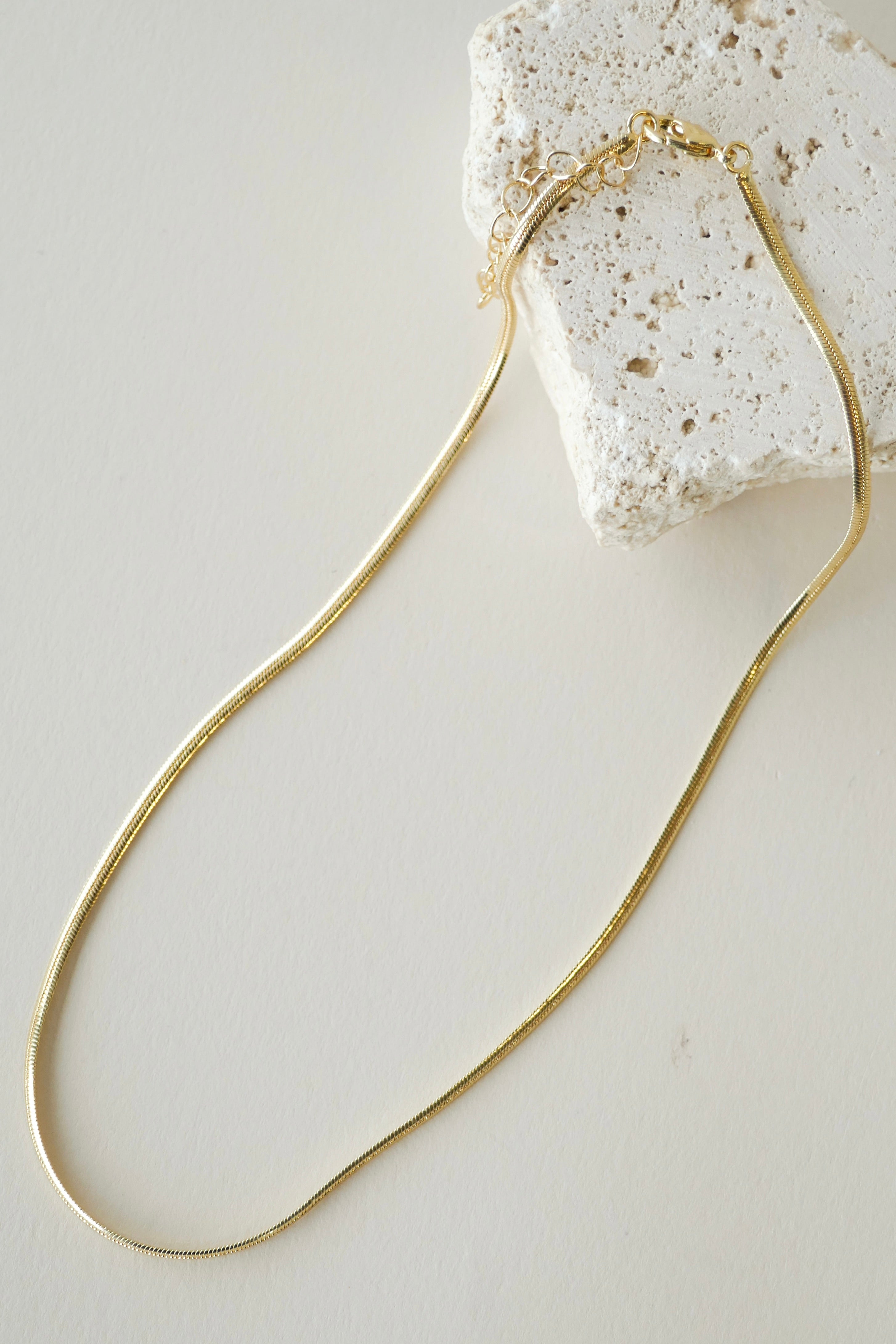 Classic Snake Chain Gold Necklace for Women - 18K Gold Plated Elegant Jewelry - Perfect for Parties, Weddings & Everyday Wear