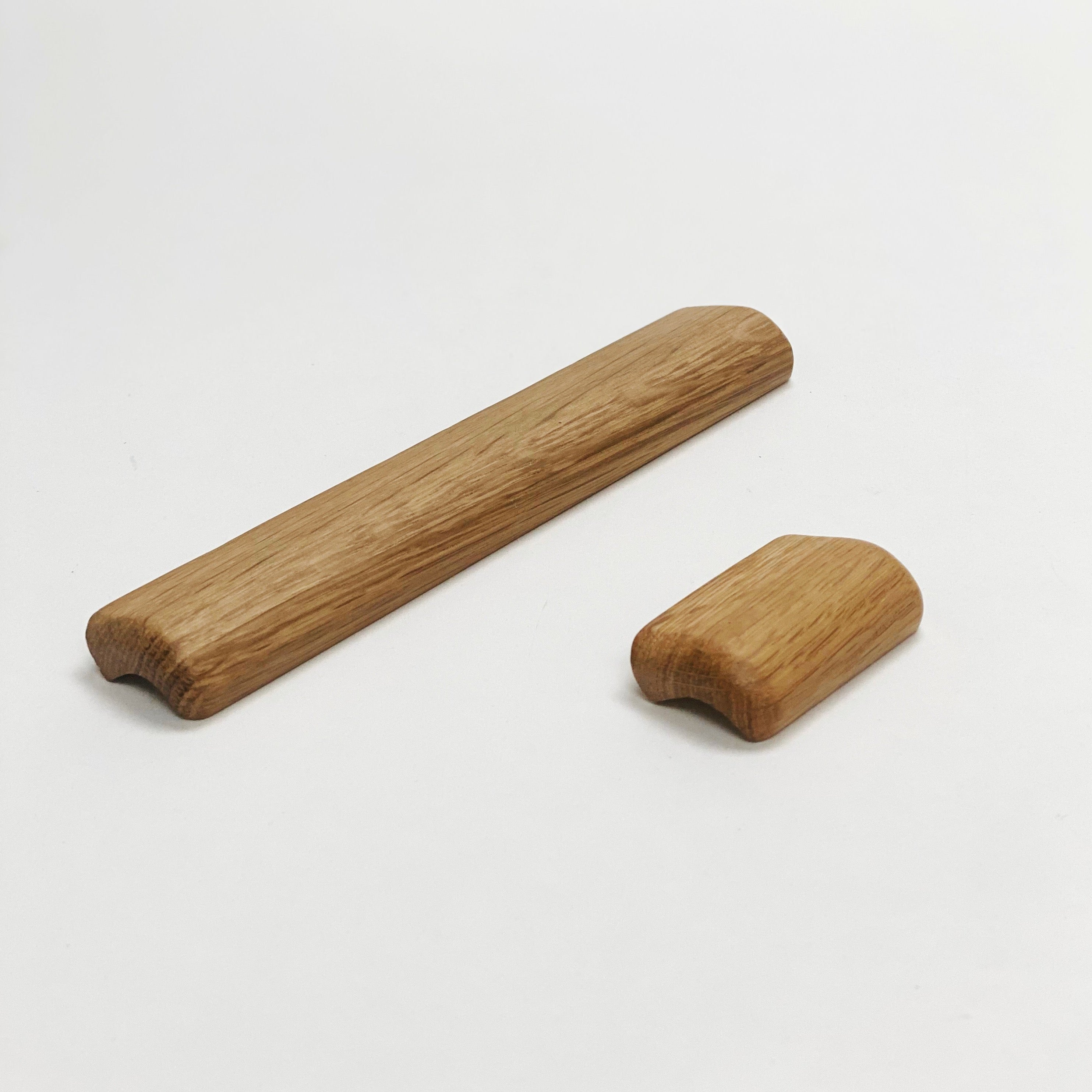 Premium Lacquered Oak Wooden Drawer Handles - Elegant Cabinet & Furniture Pulls for Kitchen, Bedroom, and Office Storage Solutions