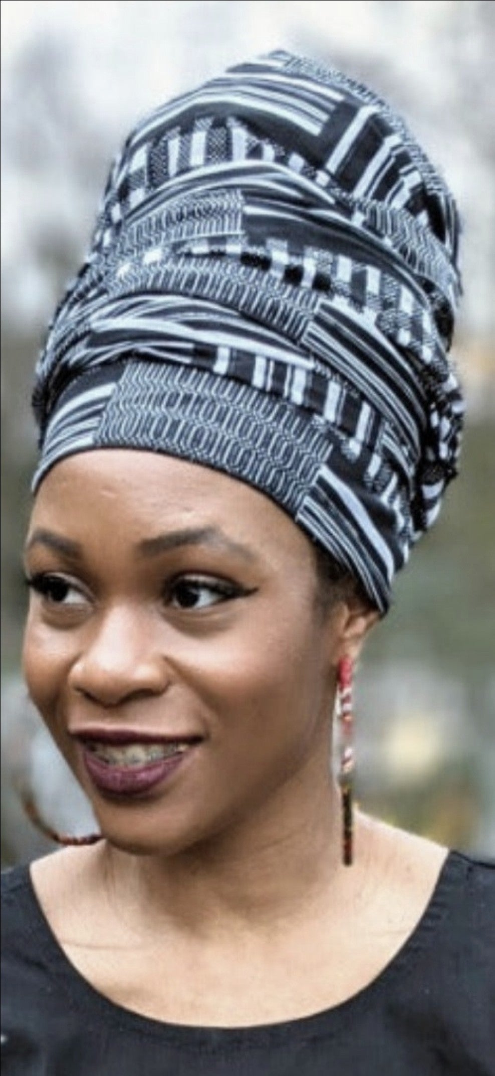 Stylish Black and White African Print Kente Headwrap - Traditional Ghanaian Head Dress for Women - Perfect for Weddings, Parties & Cultural Events