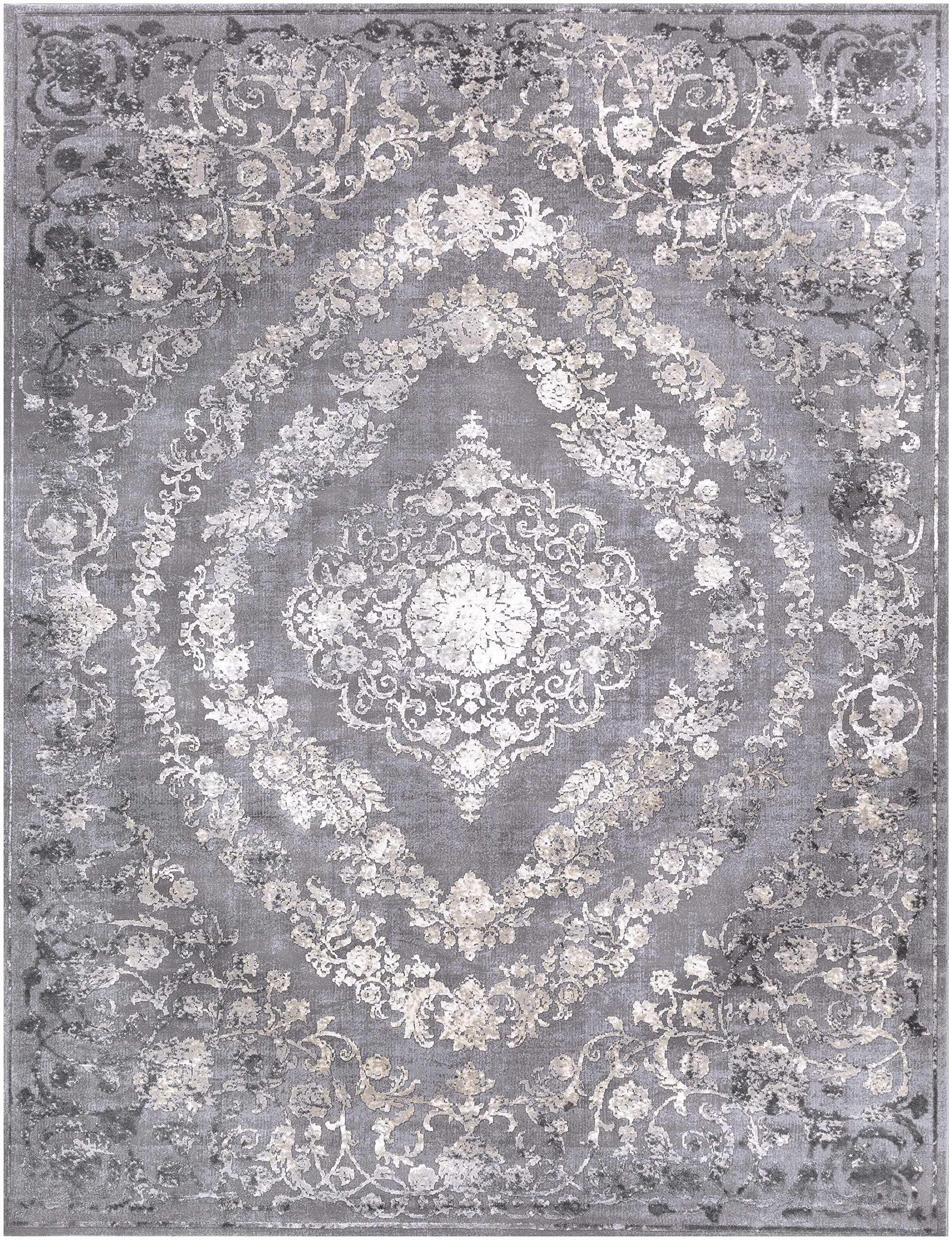 Hauteloom Battleview Traditional Area Rug - Gray & Beige 7'10