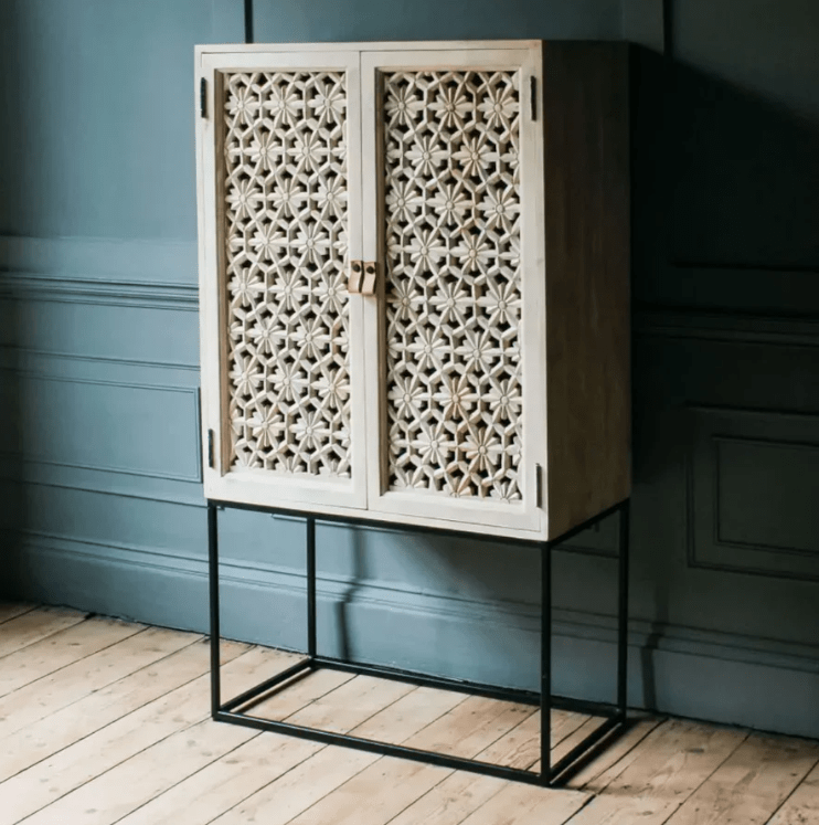 Solid Wood Hand-Carved White Bar Cabinet with Two Doors - Perfect for Home Bar, Dining Room & Entertaining Spaces