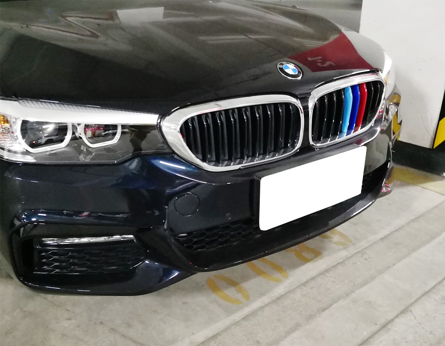 BMW G30 G31 5 Series M Style Colored Grille Insert Trims (2017-2020) - 9 Beam Design for Enhanced Style & Performance - Perfect for Car Enthusiasts & Custom Upgrades