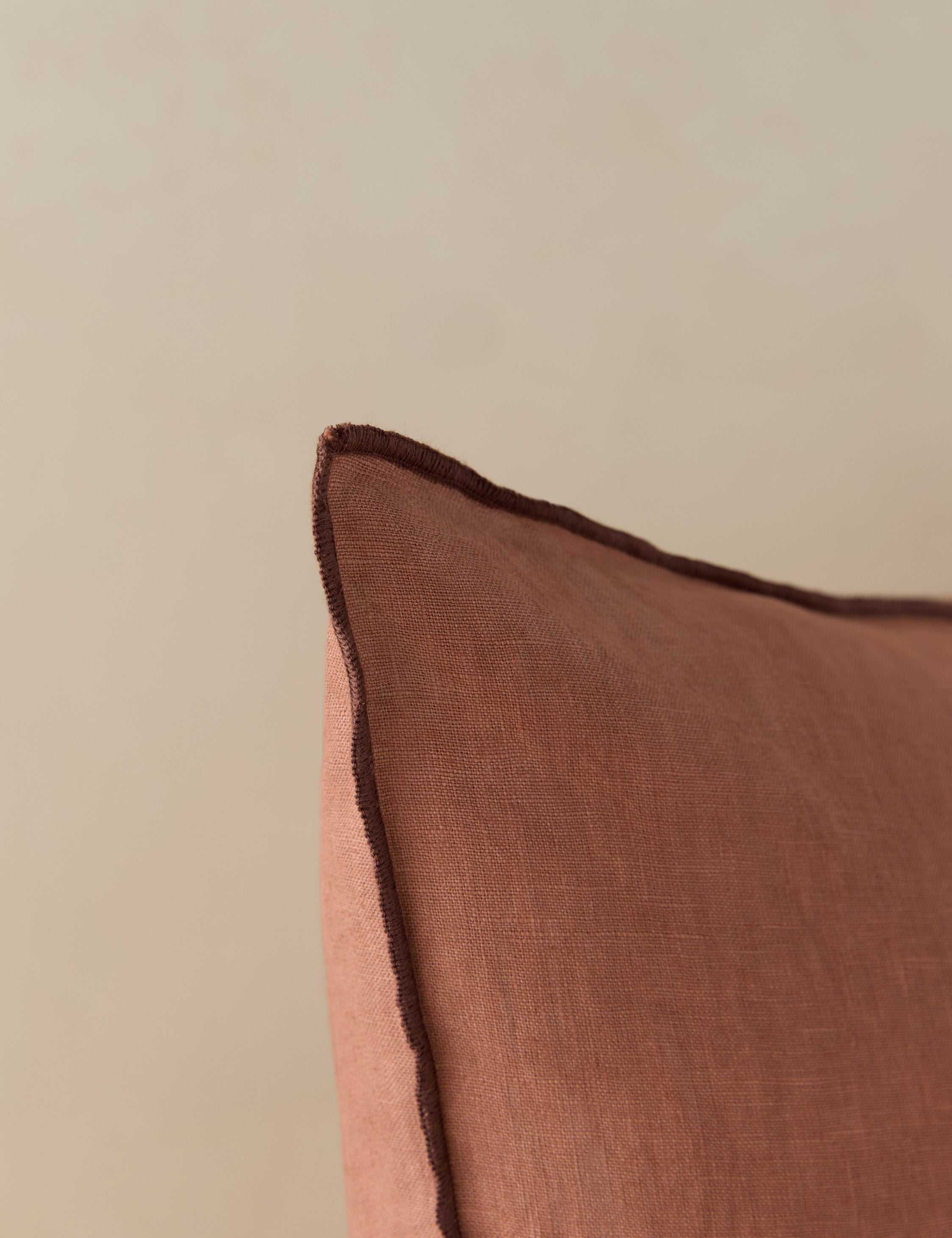 Carys Contrast Linen Pillow - Soft & Breathable Decorative Throw Pillow for Sofa, Bed, Couch - Perfect for Living Room, Bedroom & Home Decor