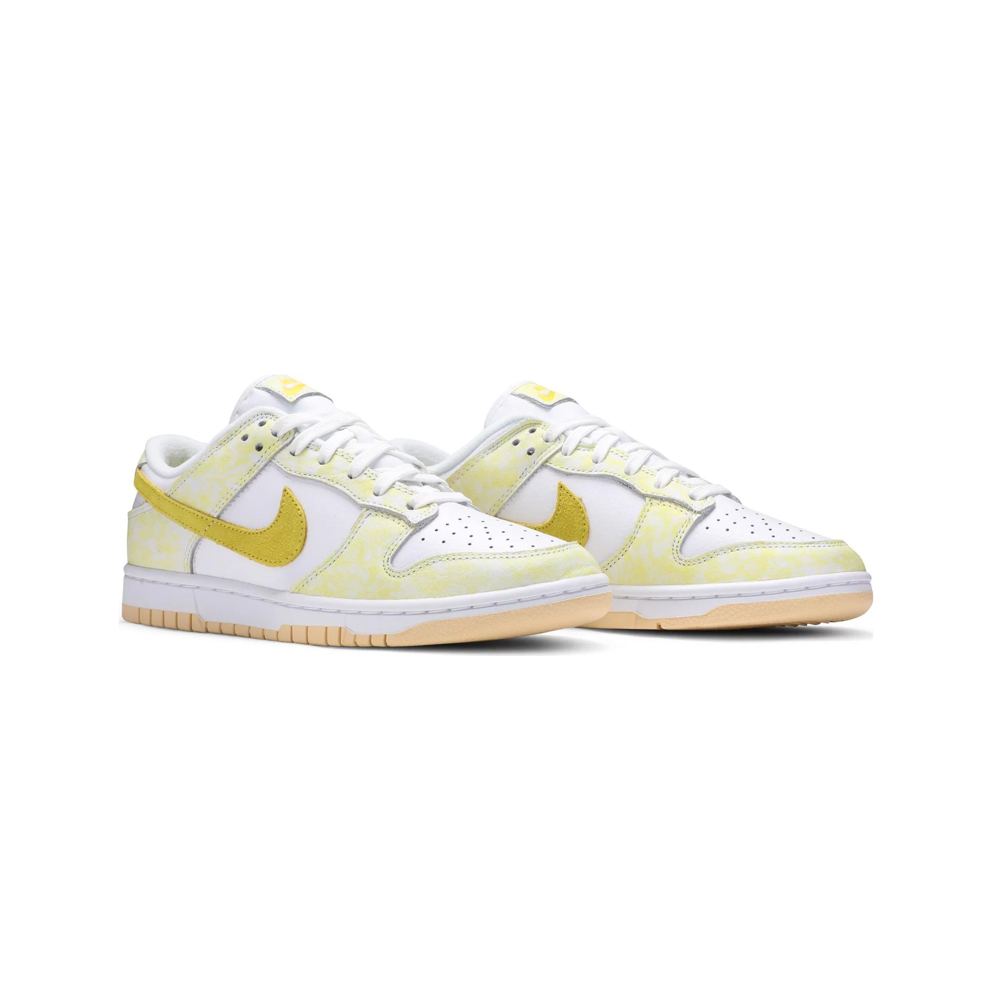Nike Dunk Low OG 'Yellow Strike' Retro Sneakers for Men - Classic Basketball Shoes for Casual Wear, Street Style & Sneaker Collection
