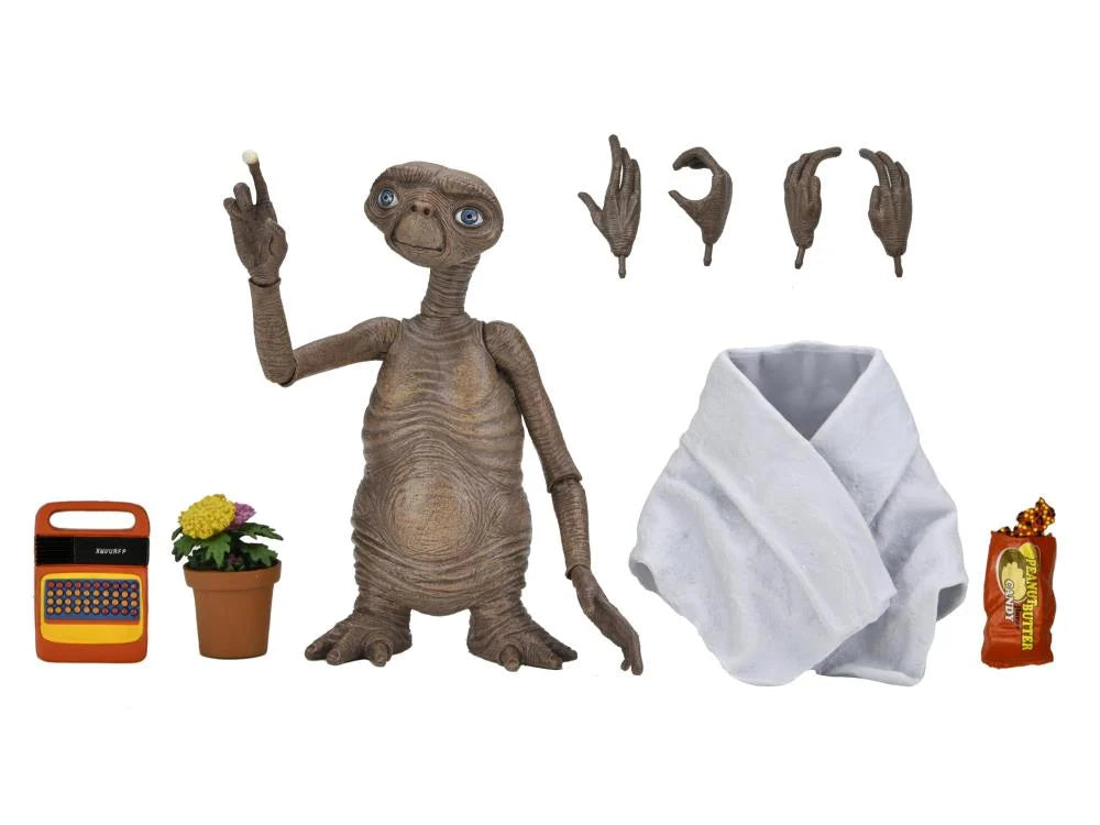 E.T. The Extra-Terrestrial 40th Anniversary Collectible Action Figure - Ultimate Edition for Movie Fans & Sci-Fi Collectors - Perfect for Display, Gifts & Nostalgic Movie Nights