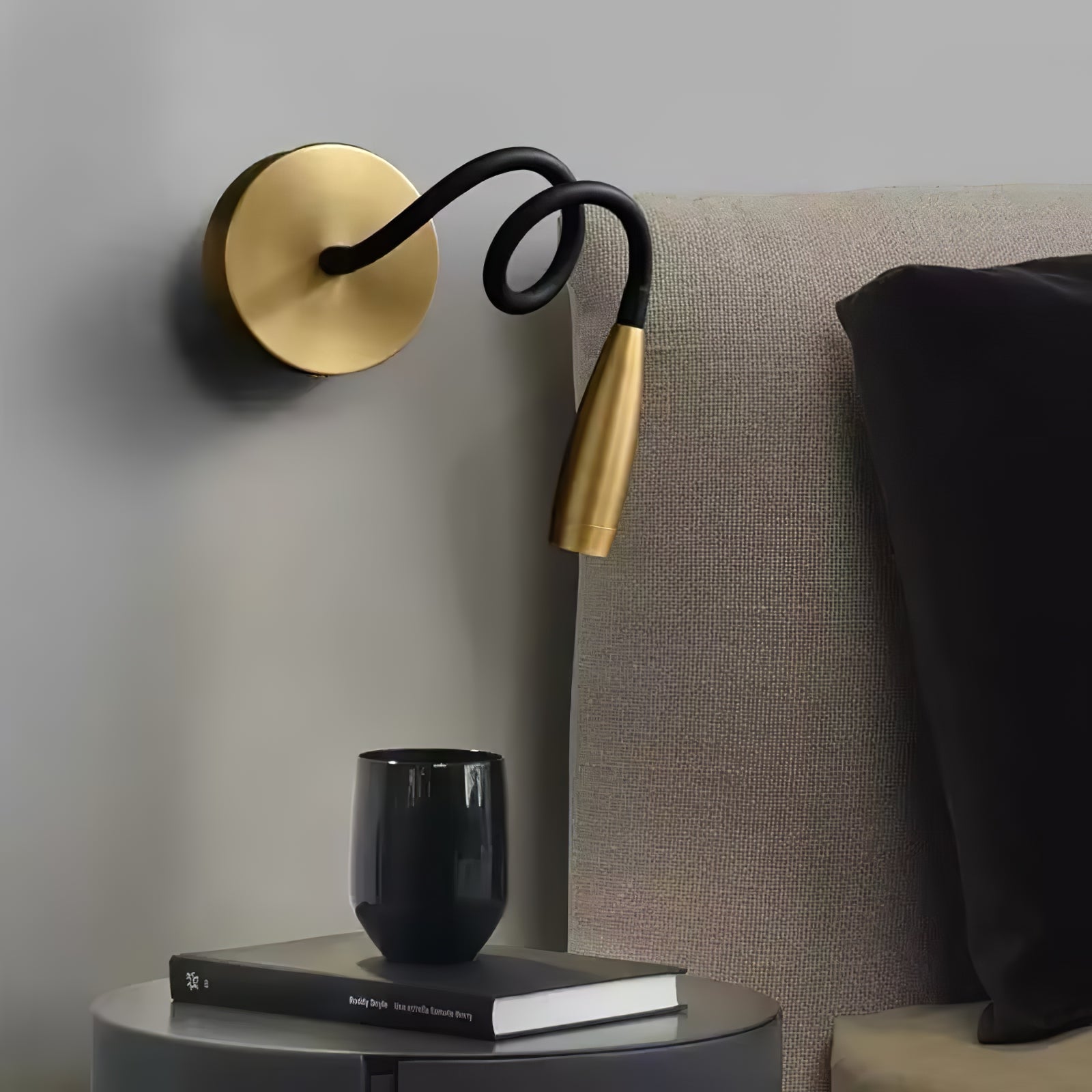 Flexi Hose Wall Light - Expandable Garden Hose with Adjustable Spray Nozzle - Perfect for Outdoor Watering, Car Washing, and Patio Cleaning