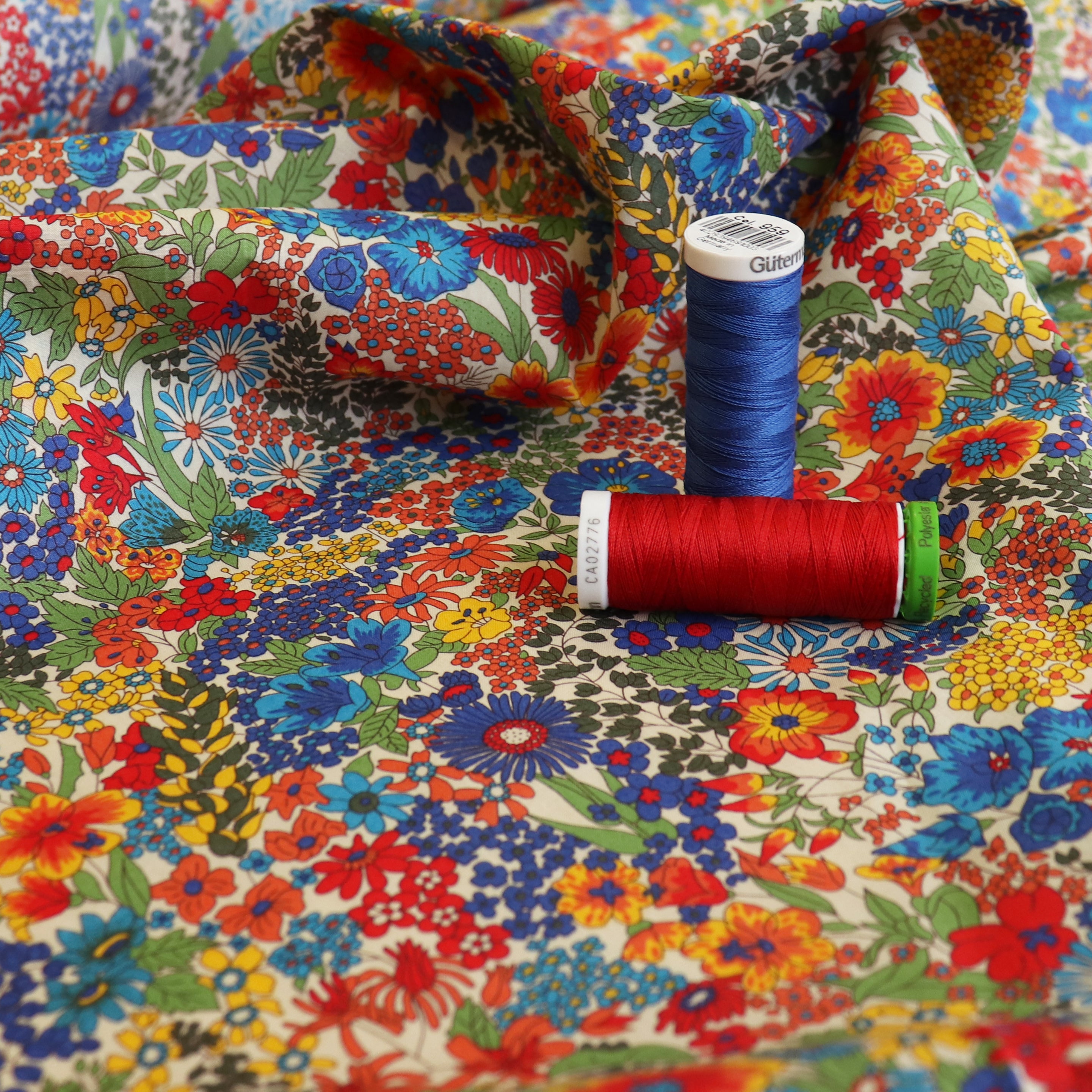 Liberty Fabrics Margaret Annie Tana Lawn™ Cotton - Premium Floral Printed Fabric for Dresses, Blouses & DIY Sewing Projects | Perfect for Spring & Summer Fashion