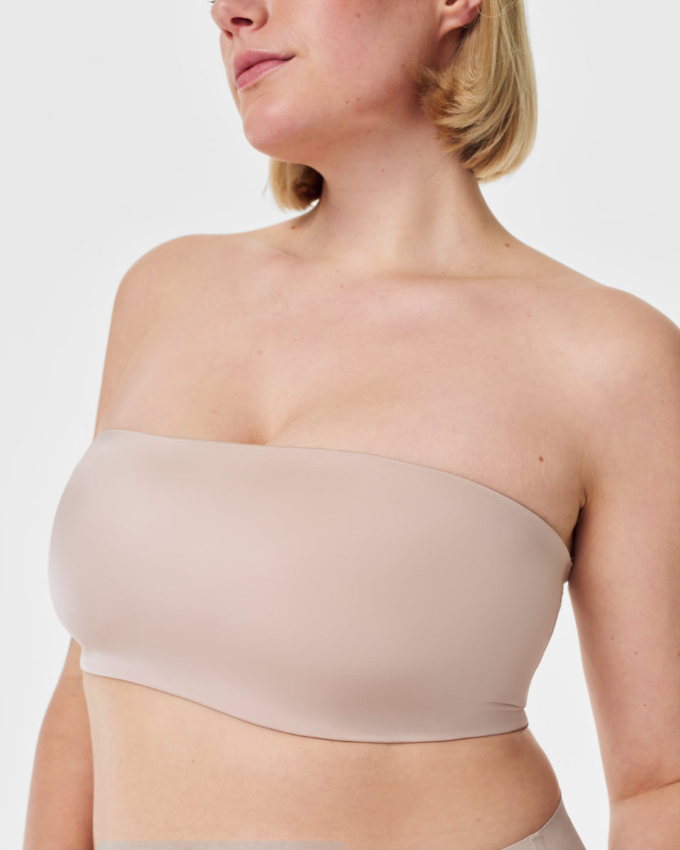 SPANX Smooth™ Bandeau Bra - Seamless Comfort for Everyday Wear - Perfect for Workouts, Yoga & Layering Under Clothes