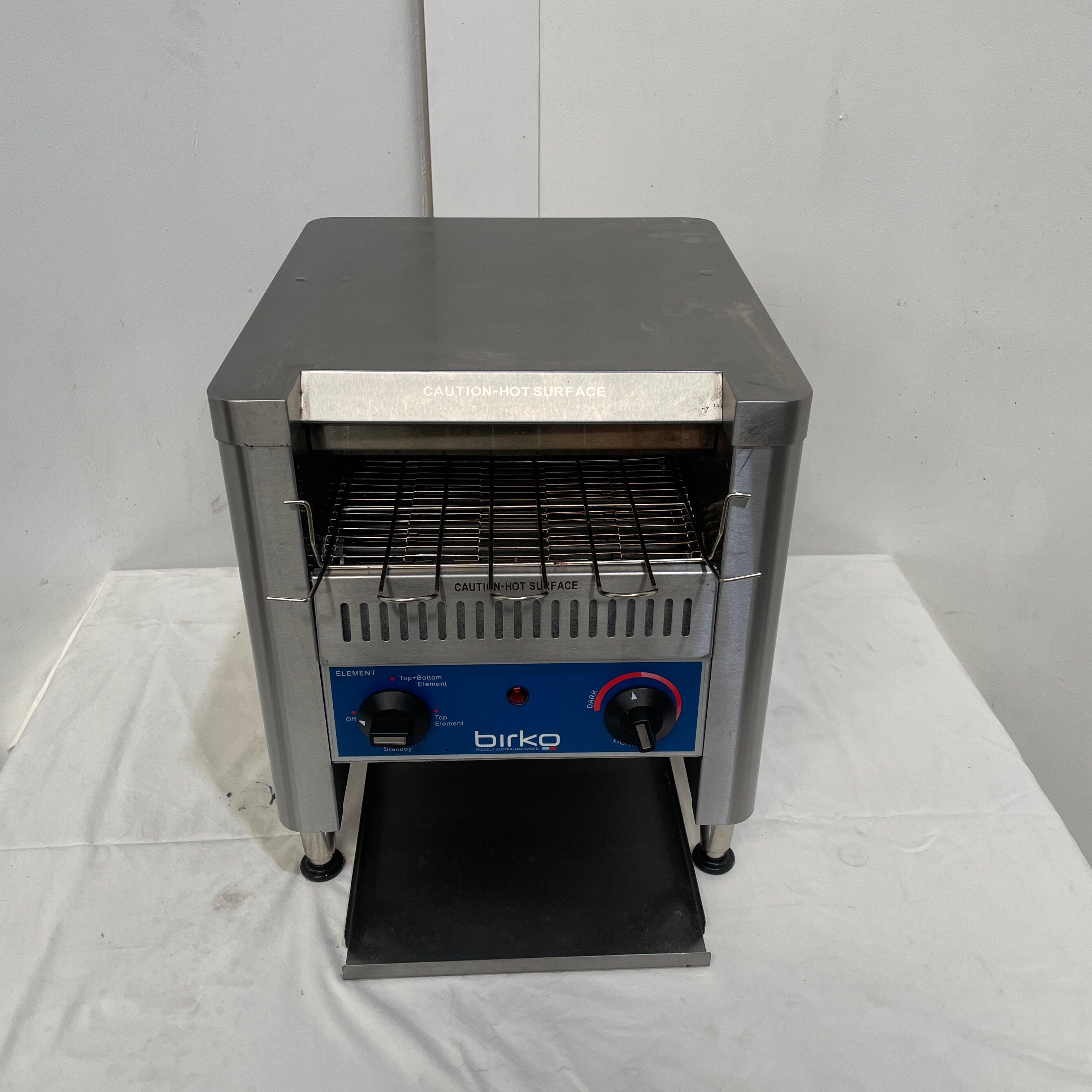 Birko 1003202 Commercial Conveyor Toaster 838806 - Perfect for Restaurants, Diners & High-Volume Food Service