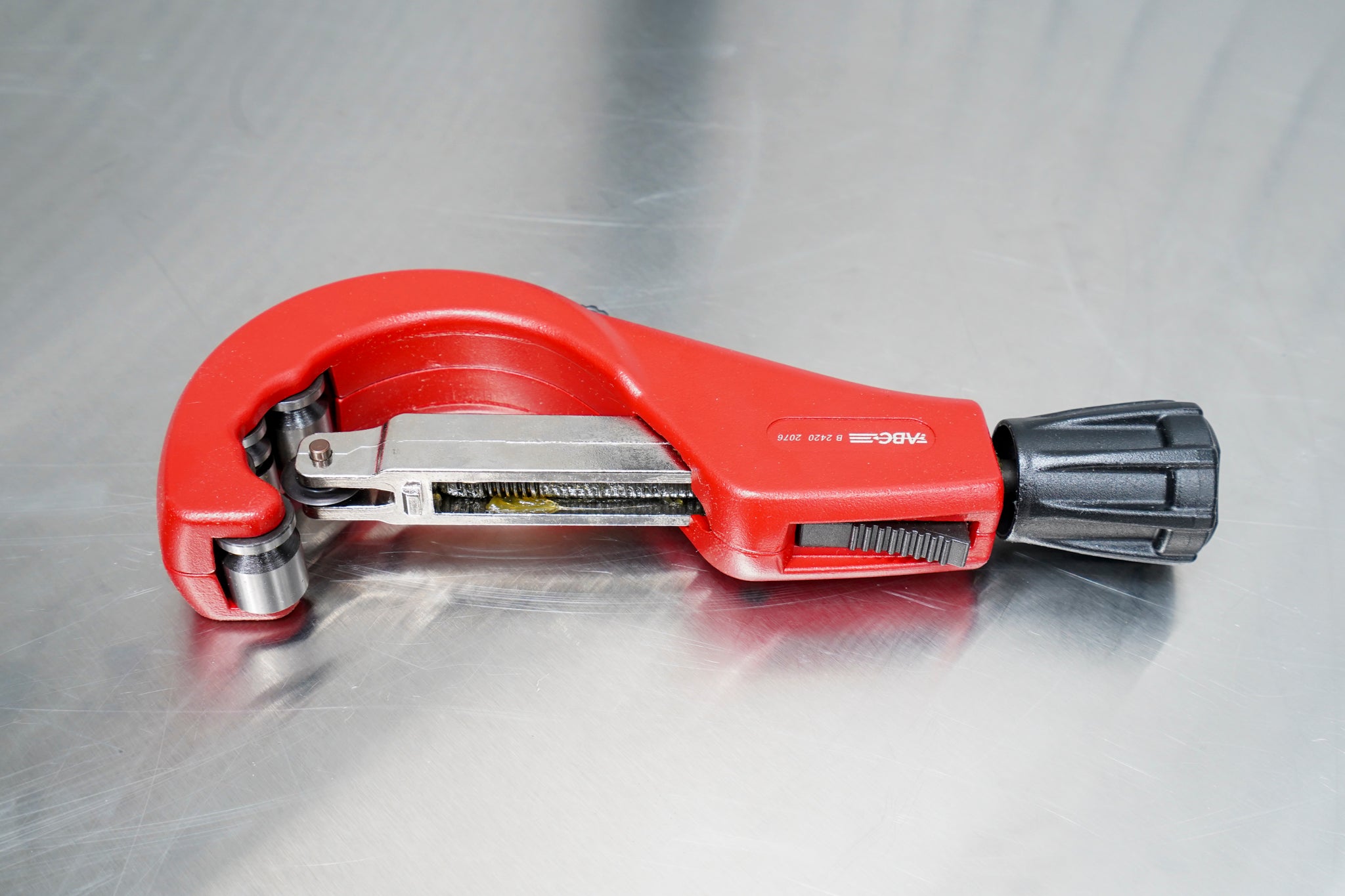 Prevost Pipe Cutter - Professional Plumbing Tool for Copper, PVC & PEX Pipes | Perfect for DIY Home Repairs & Plumbing Projects