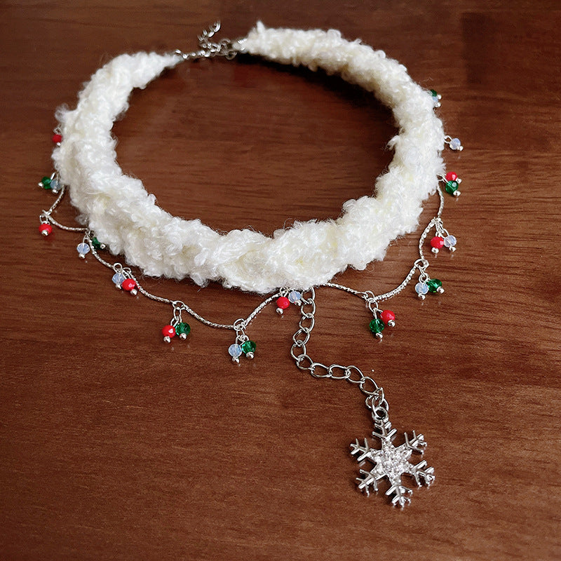 Snowy Furry Christmas Choker Necklace for Women - Elegant Holiday Party Accessory | Perfect for Christmas Parties, Gift Exchanges & Winter Photoshoots | HN4935