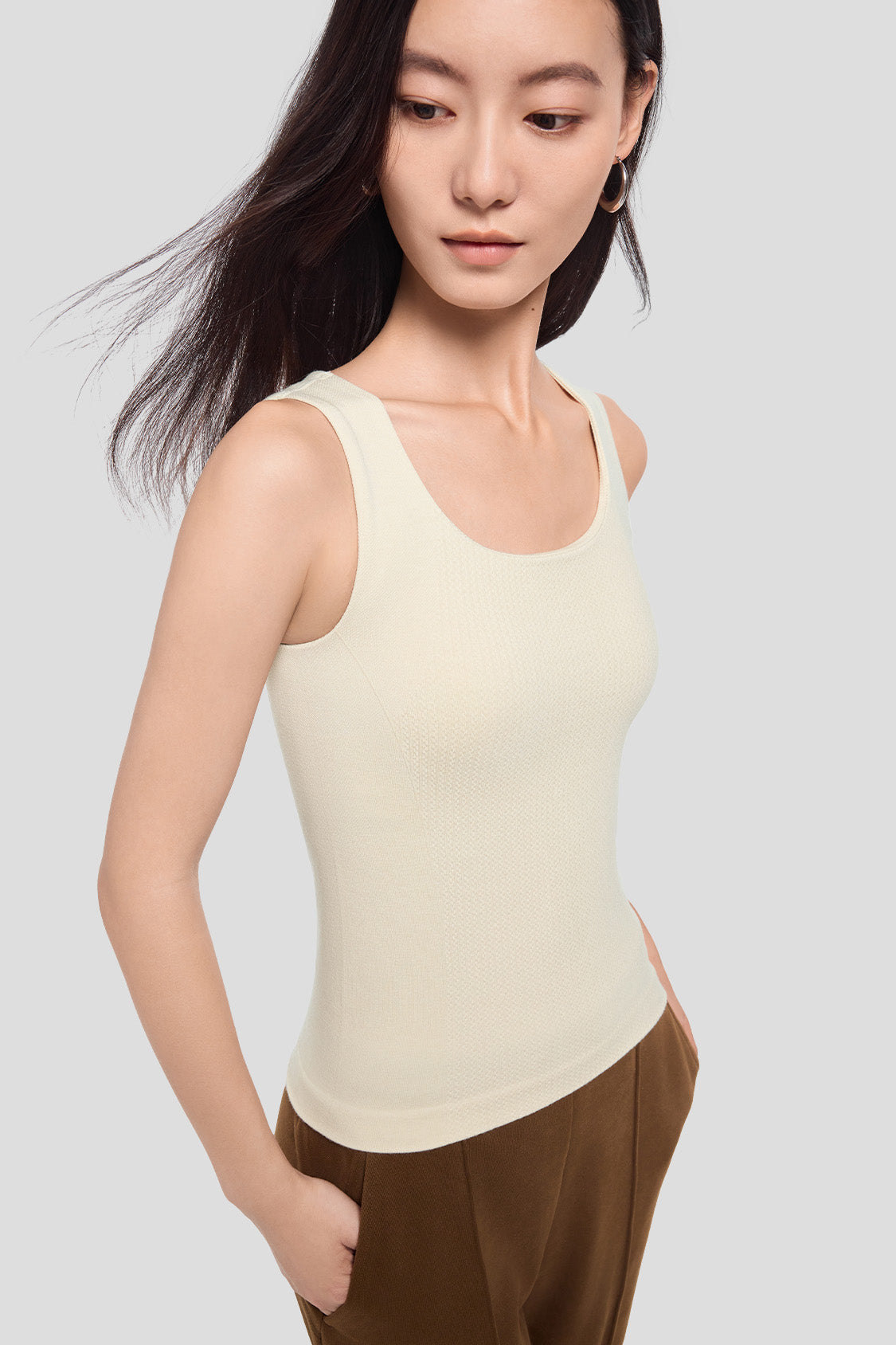 ShapeCore Women's Square Neck Thermal Vest - Cozy Fleece Lined Winter Layering Piece for Outdoor Activities and Casual Wear