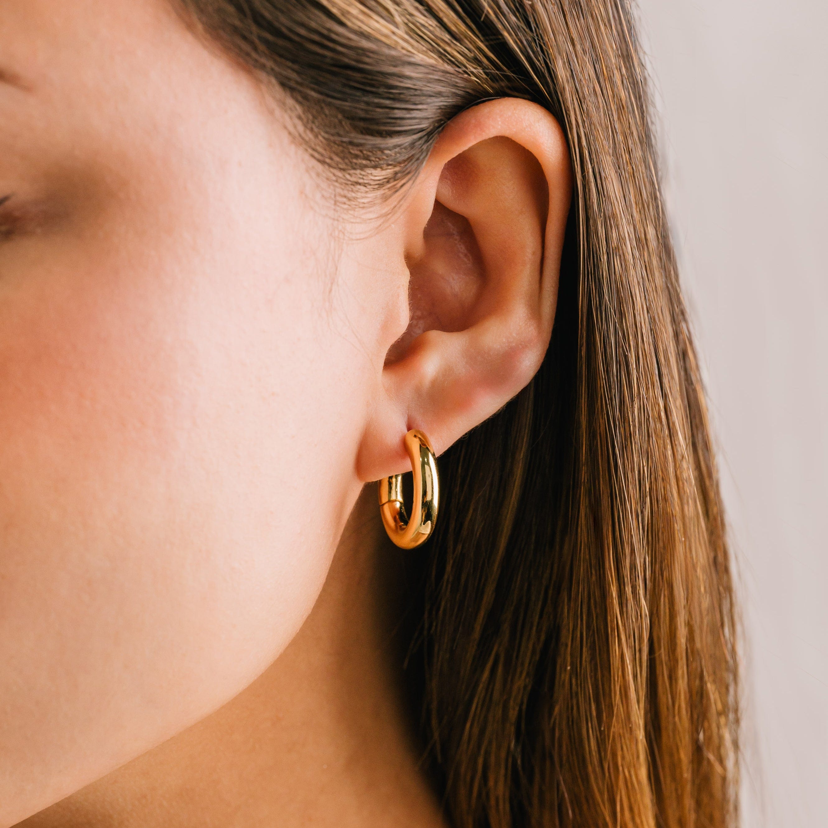 Stylish Midi Puff Hoop Earrings for Women - Trendy Gold/Silver Hollow Circle Dangle Earrings - Perfect for Parties, Weddings & Everyday Wear