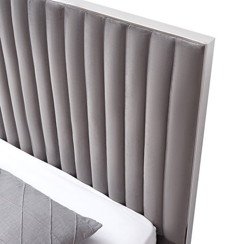 Luxe Hillsdale Queen Bed Frame - Grey Upholstered Platform Bed with Wooden Slats for Support | Perfect for Modern Bedrooms, Guest Rooms & Master Suites