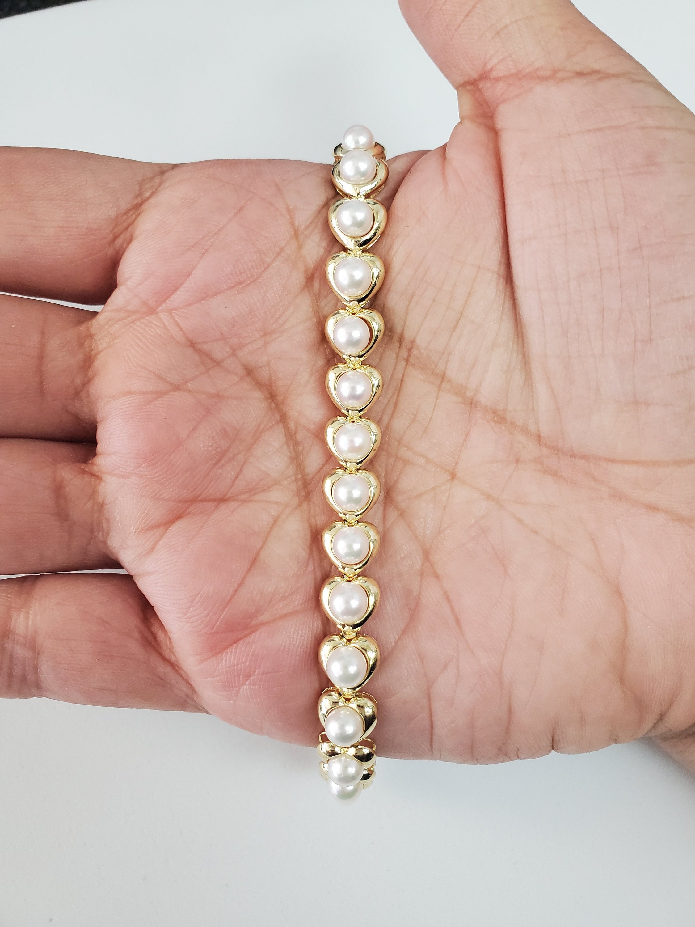 Elegant Cultured Pearl Heart-Shaped Tennis Bracelet for Women | Perfect for Weddings, Anniversaries & Romantic Gifts