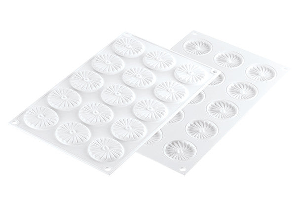 7-Cavity Plisse Silicone Mold for Baking - 15 Indents, Non-Stick & Flexible for Cupcakes, Candles, Soap, Resin, Chocolate & DIY Crafts