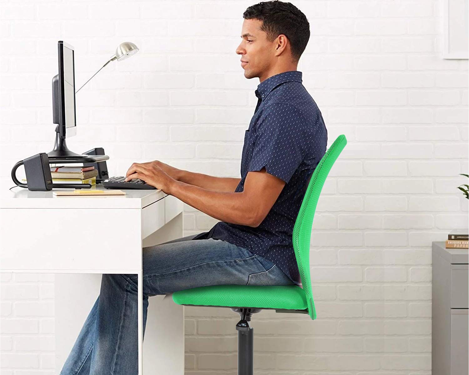 Ergonomic Mesh Office Chair - Adjustable Armless Computer Desk Chair with Swivel & Rolling Wheels for Home Office, Working & Meetings - Green (Ideal for Long Hours of Comfortable Sitting)