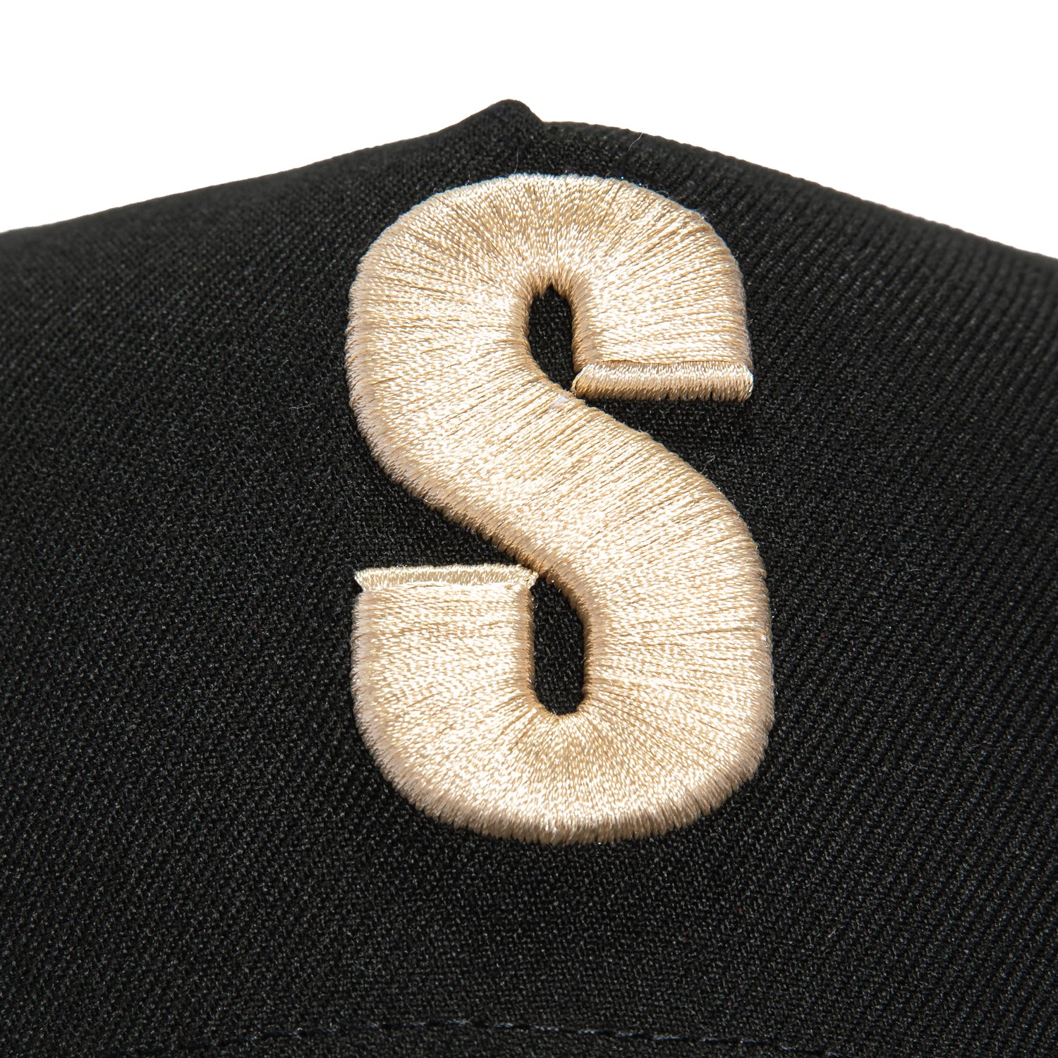 New Era 9Forty A-Frame Seattle Steelheads Snapback Adjustable Baseball Cap - Black & Ivory - Vintage Sports Style Hat for Men & Women - Perfect for Baseball Games, Streetwear Fashion & Collectors