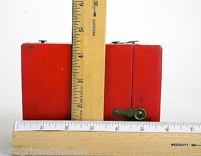 Vintage KODAK Rainbow Brownie Model C No. 2 120 Film Camera - Eastman Red Box Classic Collector's Item for Photography Enthusiasts & Retro Style Shoots