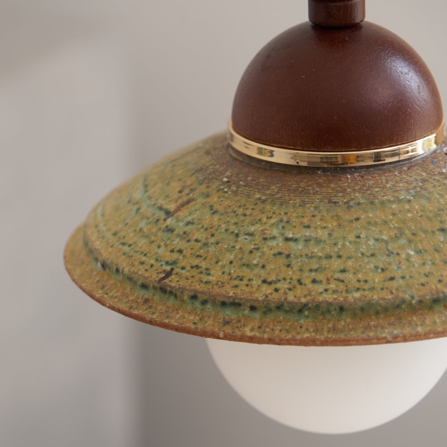 Modern Greenfield Pendant Lamp - Stylish Hanging Light Fixture for Kitchen Island, Dining Room & Bedroom Decor