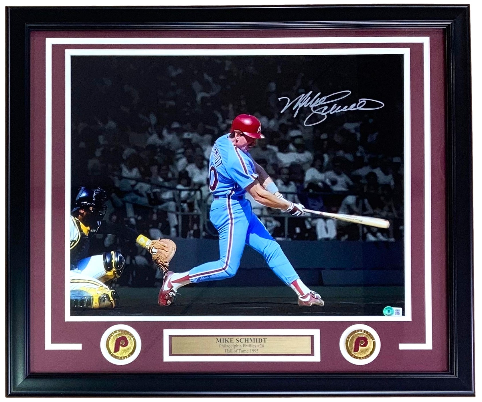 Authentic Mike Schmidt Autographed Framed 16x20 Philadelphia Phillies Baseball Photo - Perfect for Sports Memorabilia Collections & Man Cave Decor