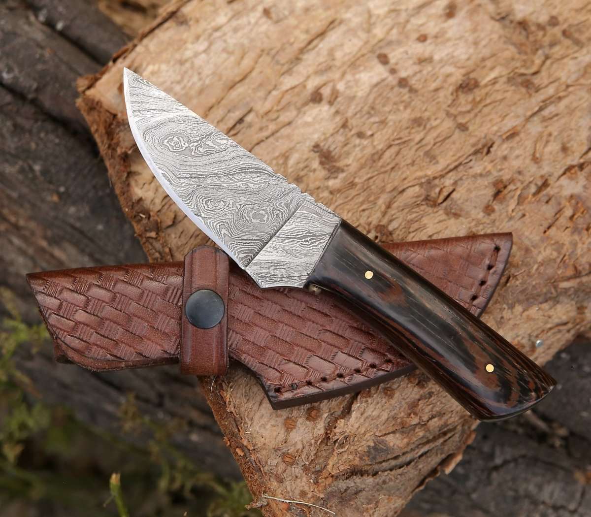 Premium Damascus Steel Skinning Knife with Exotic Wenge Wood Handle - Hunting, Outdoor Survival & Bushcraft Essential Tool for Game Processing and Camping