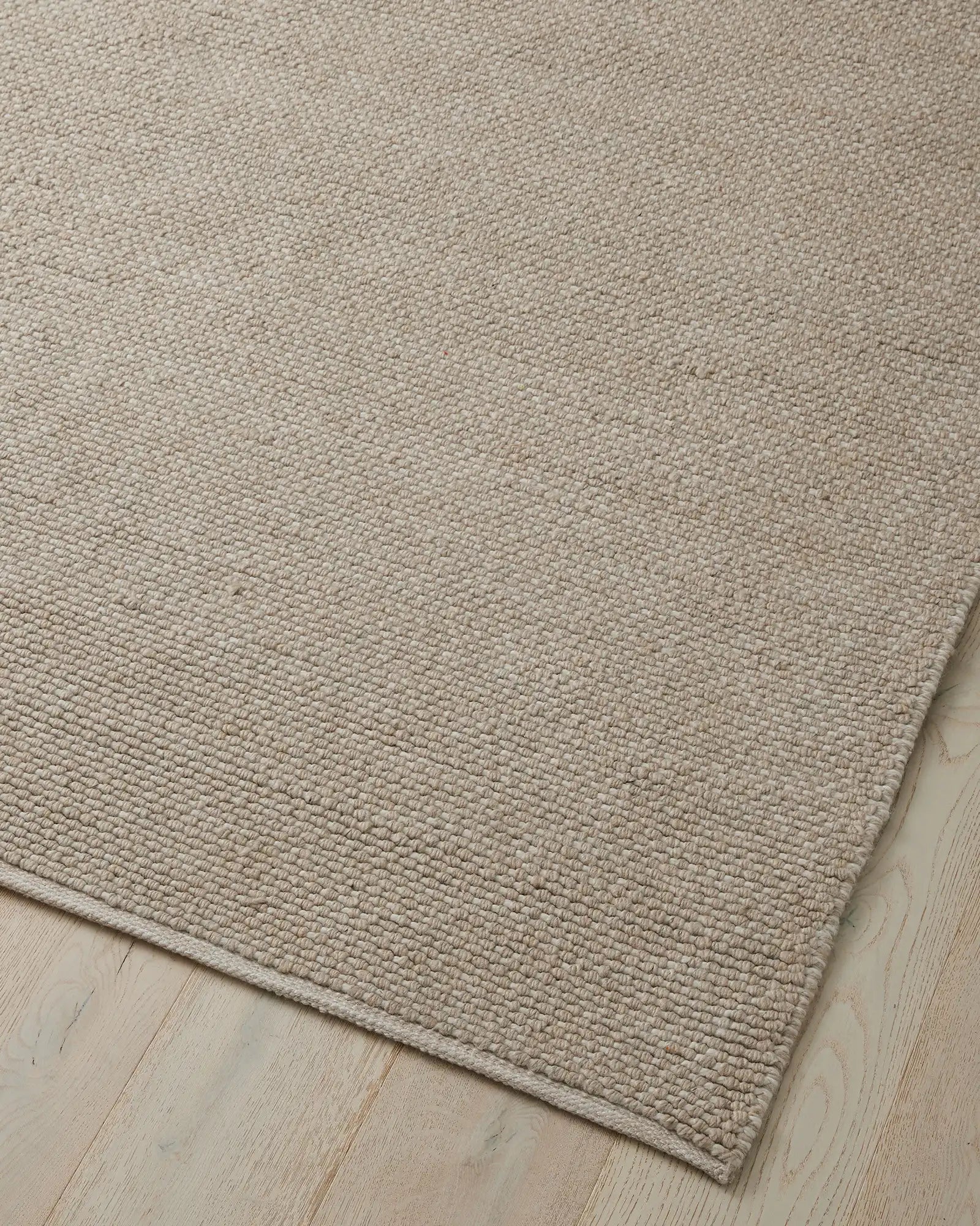 Premium Andorra Outdoor Rug in Oatmeal - Waterproof & UV Resistant Patio Carpet for Deck, Poolside, and Garden - Perfect for Outdoor Entertaining & Relaxation