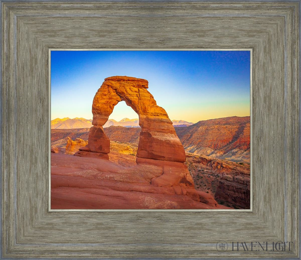 Delicate Arch Utah - Stunning Natural Sandstone Formation for Hiking & Photography | Perfect for Outdoor Adventures & Travel Souvenirs