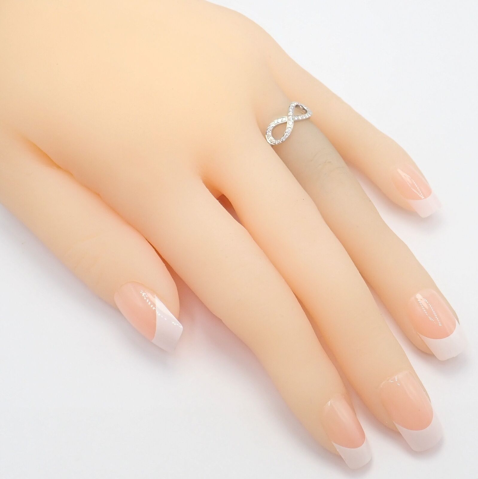 Tiffany & Co Platinum 0.12 Carat Diamond Infinity Stacking Ring - Size 6.5 - Elegant Wedding Band, Anniversary Gift for Her, Perfect for Stacking with Other Rings