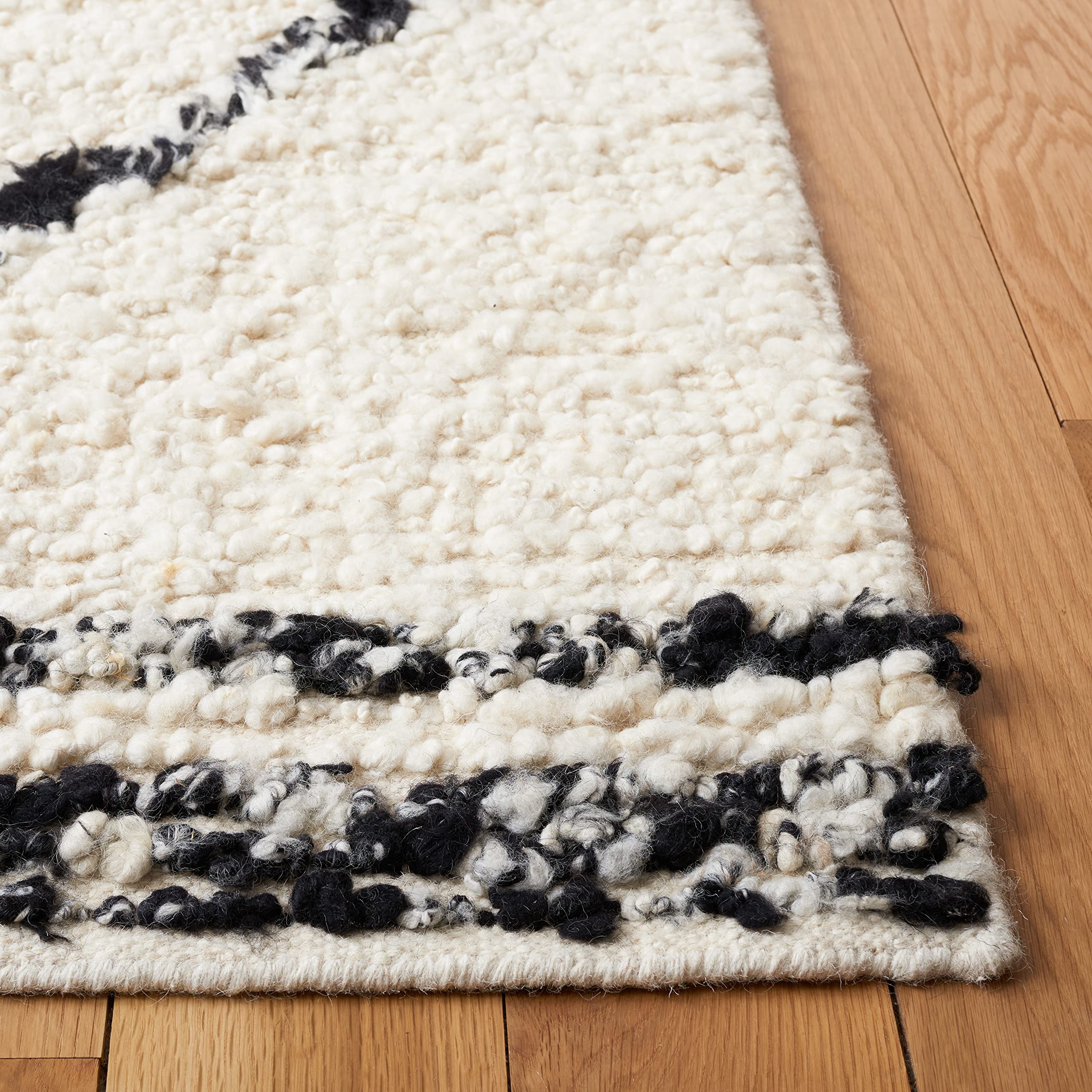 SAFAVIEH Manhattan Collection 5' x 8' Ivory Black MAN352A Handmade Premium Wool Area Rug for Living Room, Dining Room, Bedroom - Soft & Durable Floor Decor for Home & Office