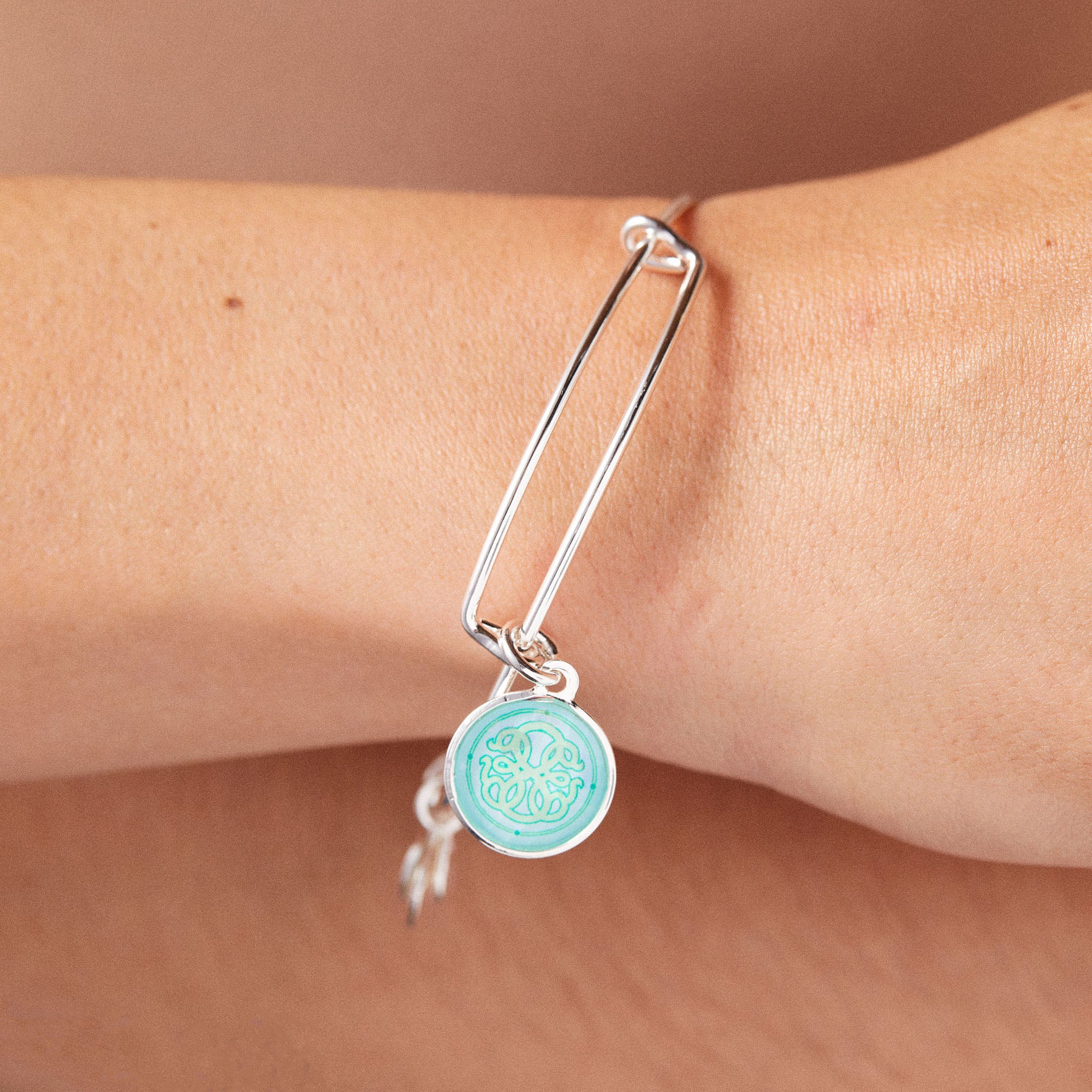 Path of Life Crystal Charm Bangle Bracelet - Spiritual Healing Jewelry for Meditation, Yoga & Positive Energy - Perfect for Gifts & Daily Wear