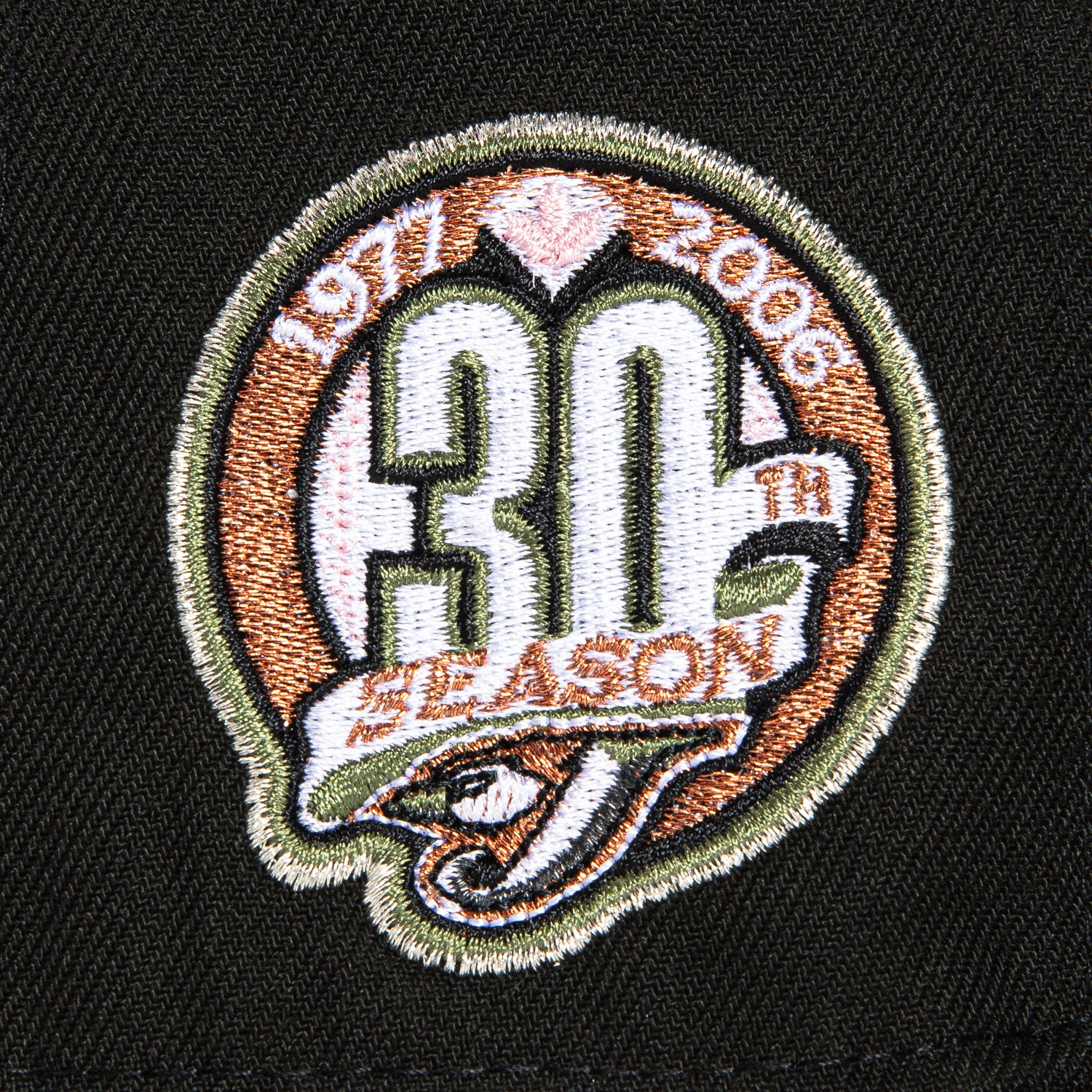 New Era 59Fifty MLB Toronto Blue Jays 30th Anniversary Patch Snapback Hat - Black & Olive - Official Licensed Baseball Cap for Men & Women - Perfect for Games, Collecting & Streetwear Fashion