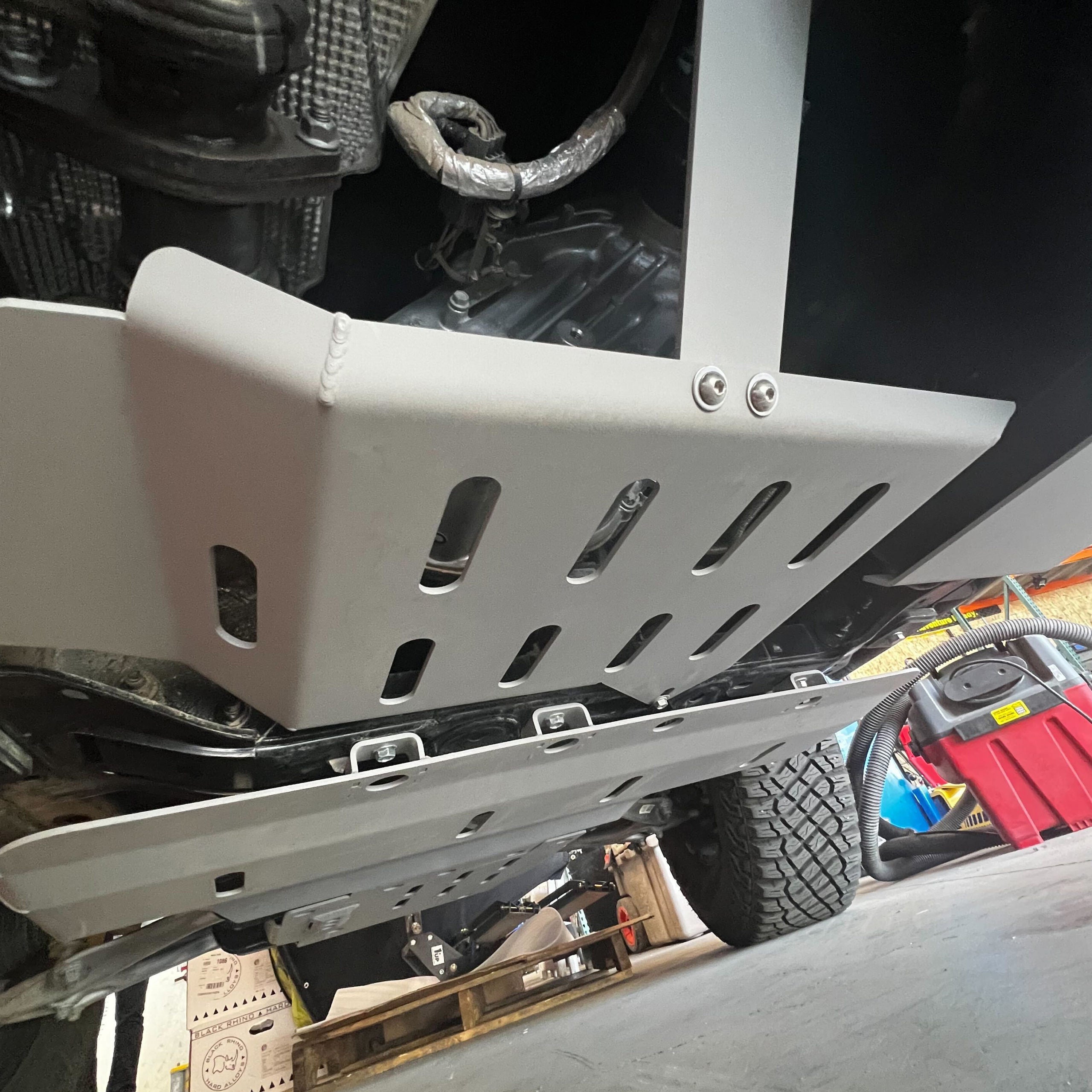 2022-2024 Ford Bronco CBI Off-Road Overland Transfer Case Skid Plate - Heavy-Duty Protection for Rock Crawling & Trail Adventures