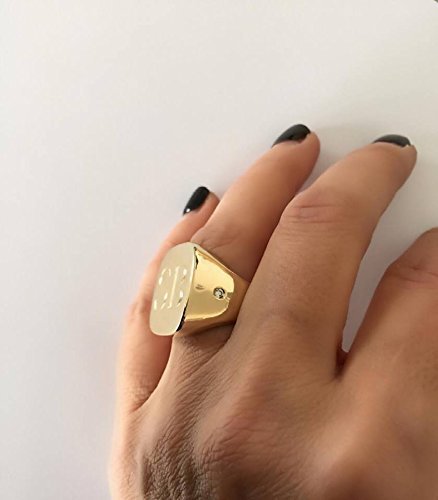 Personalized Gold Square Signet Ring - Custom Engraved Monogram Ring for Men & Women - Perfect for Weddings, Gifts, and Professional Style