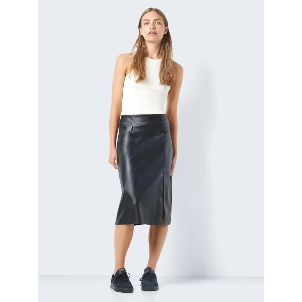 Vero Moda Clara Midi Faux Leather Skirt for Women - Stretchy Vegan Leather Pencil Skirt - Office Wear, Party Outfit & Casual Fashion