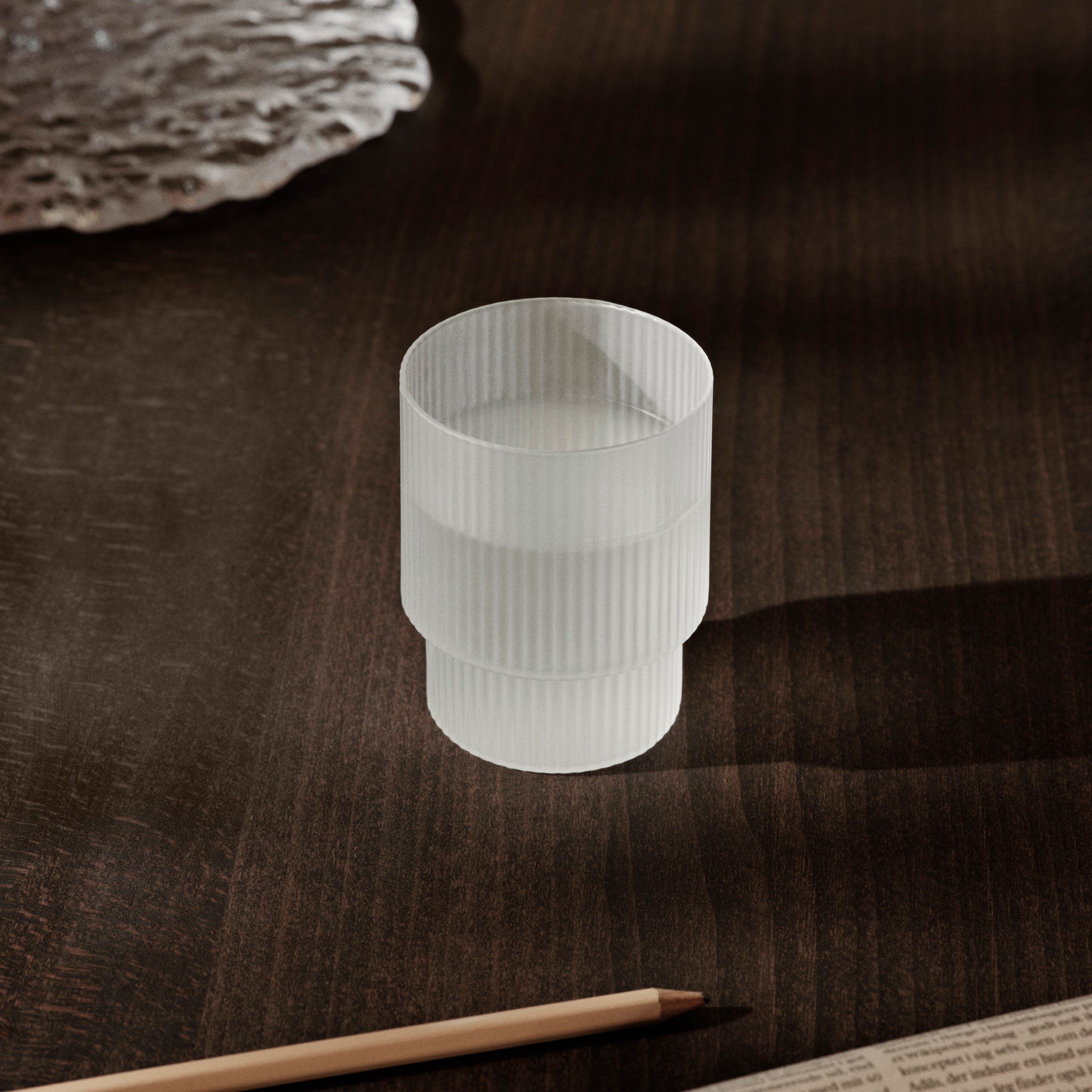FERM LIVING Ripple Frosted Glass Set of 4 - Elegant Drinking Glasses for Cocktails, Juice & Water - Perfect for Dinner Parties, Home Decor & Gift Giving