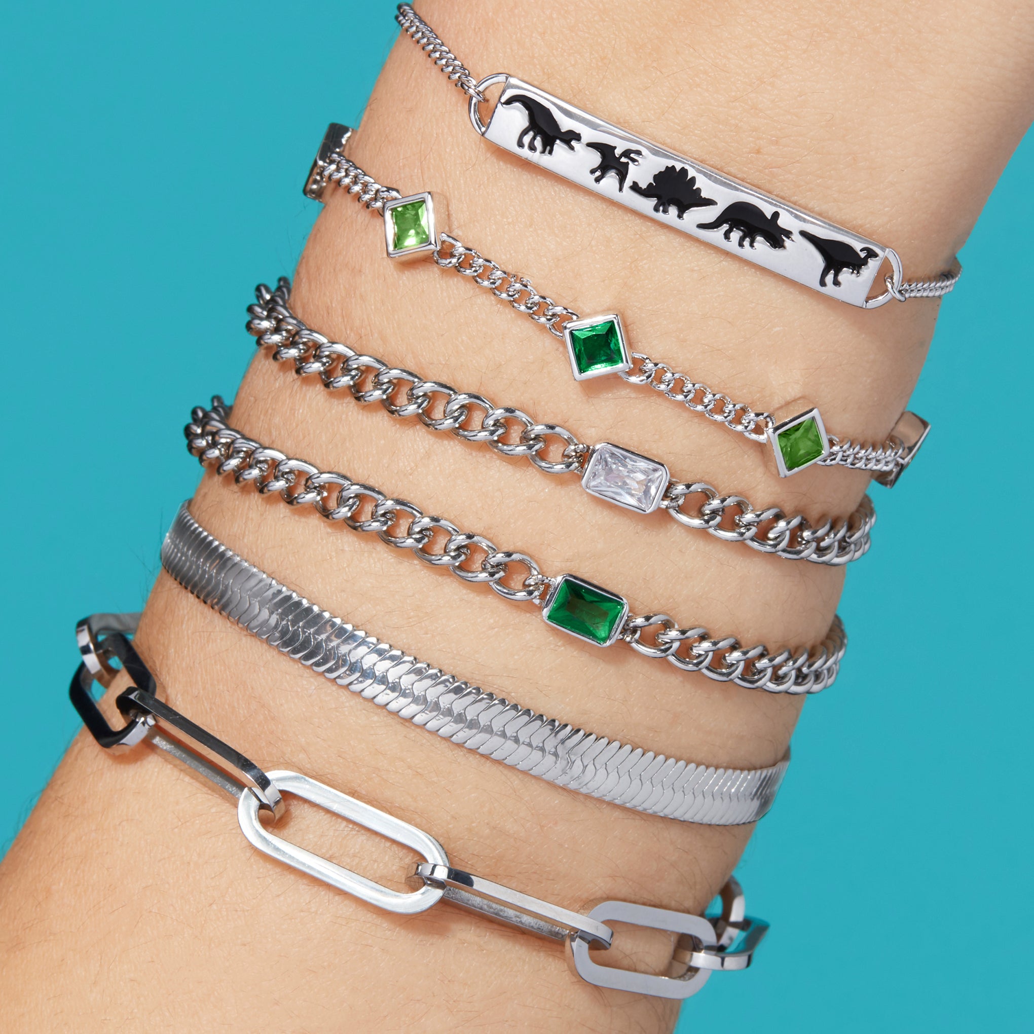 Dione Green Bracelet for Women - Elegant Adjustable Beaded Jewelry for Casual & Formal Wear